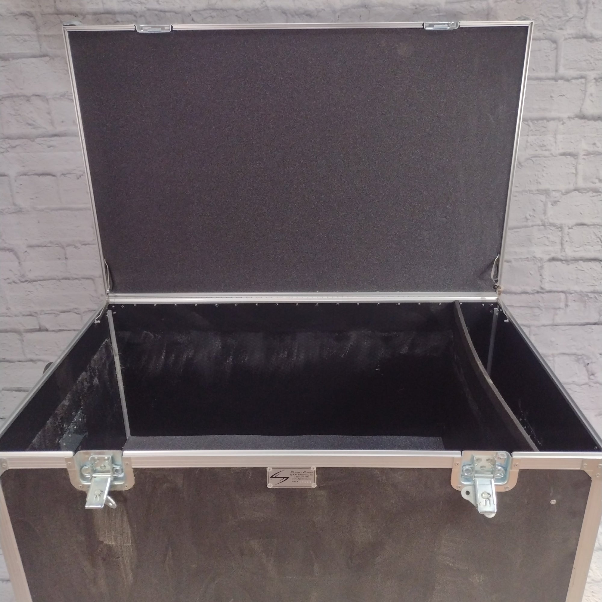 Unknown Large Rolling Case