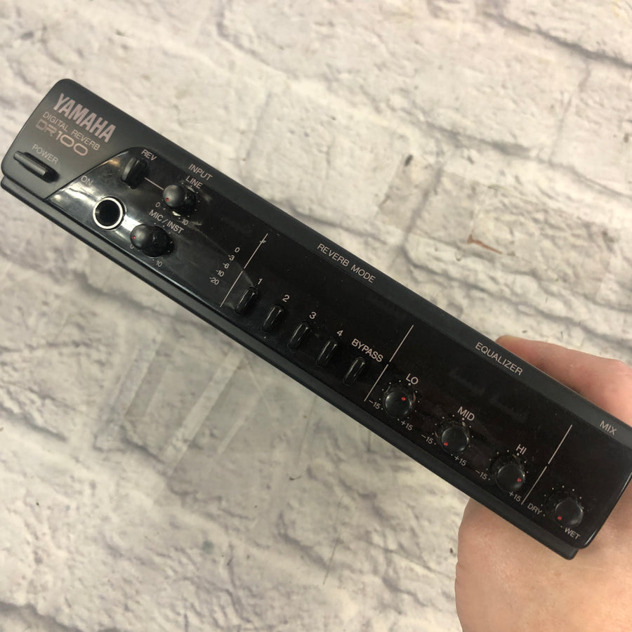 Yamaha DR 100 Digital Reverb Unit