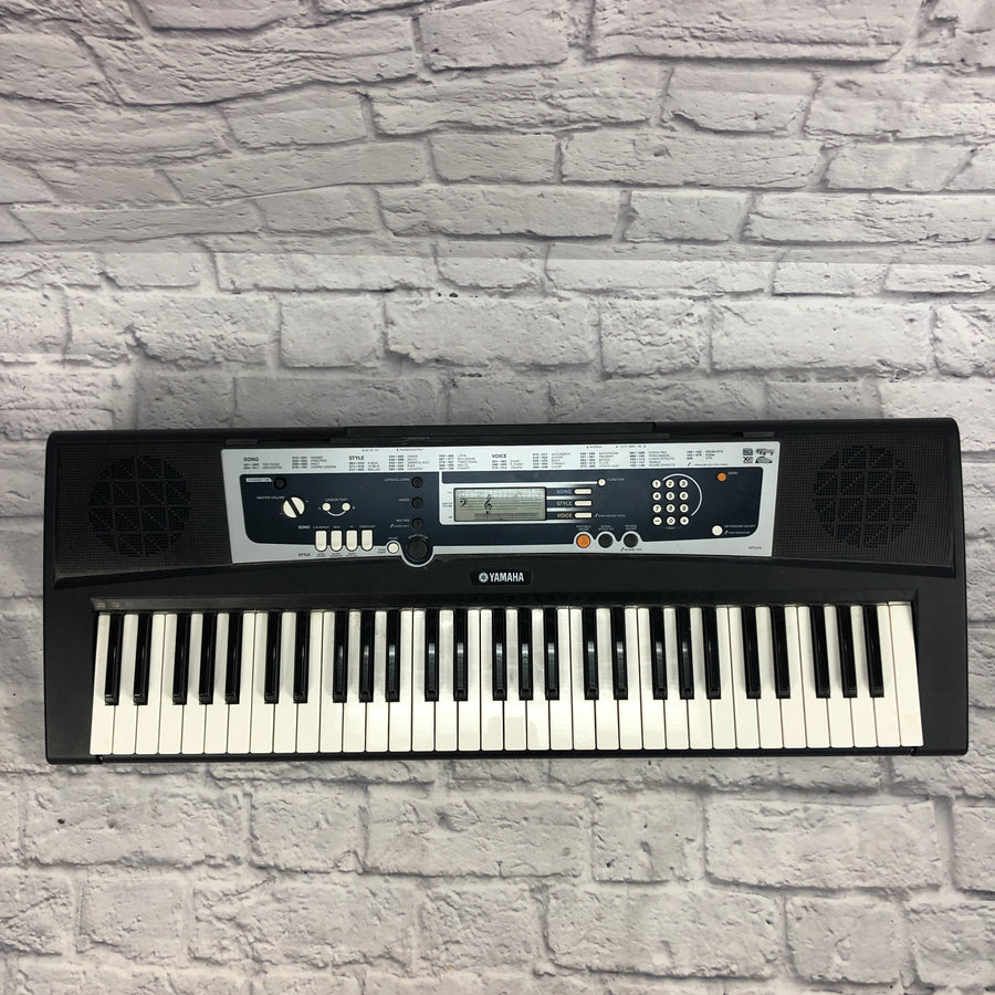Yamaha YPT-210 61 Key Keyboard with Power Supply