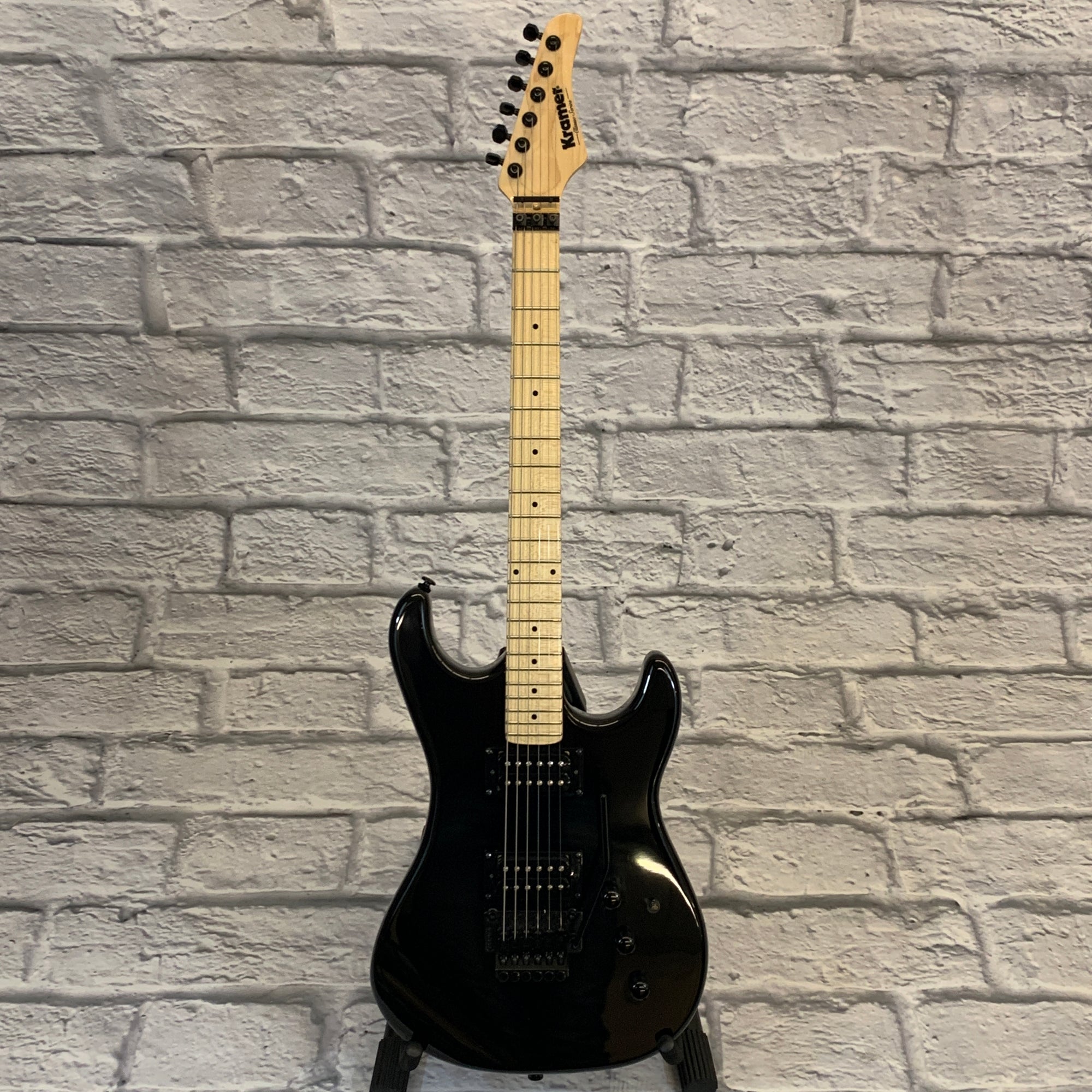 大人気新作 Pacer Kramer Classic Black Guitar Electric Series ギター
