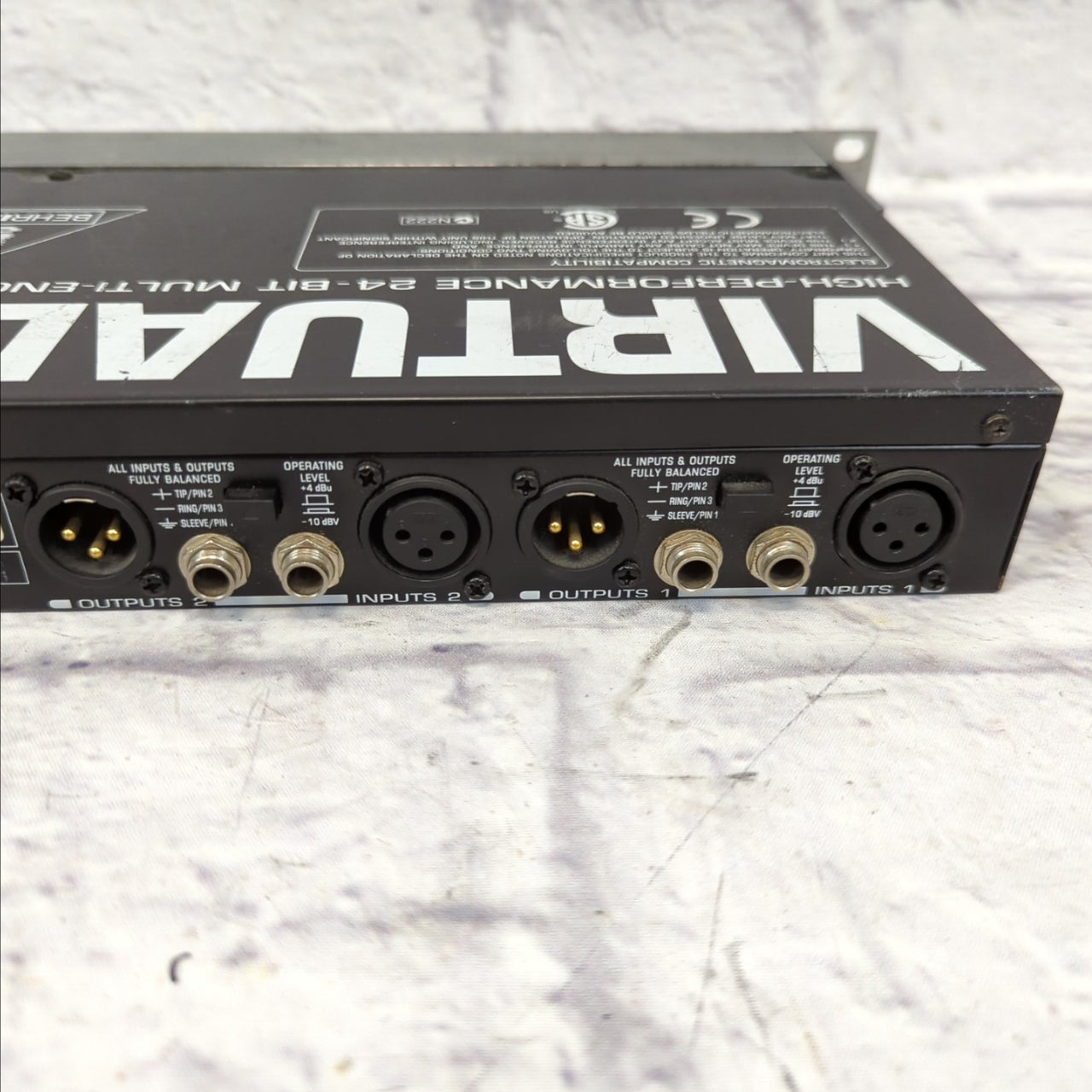 Behringer DSP2024P Virtualizer Pro Multieffects - Evolution