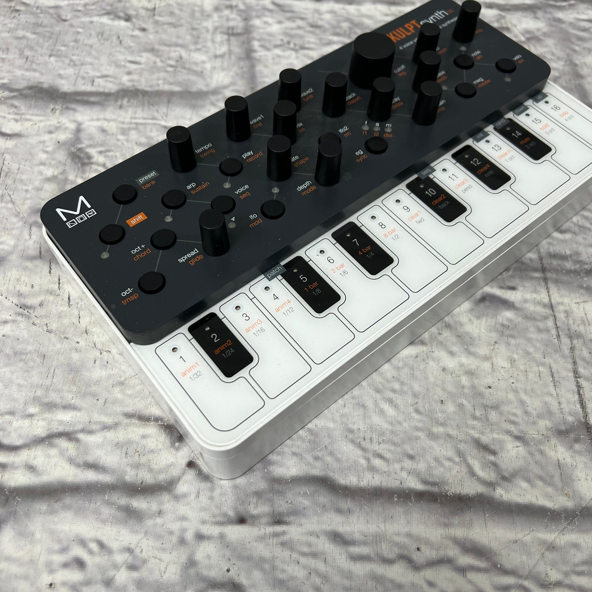Modal Skulpt Digital Synth