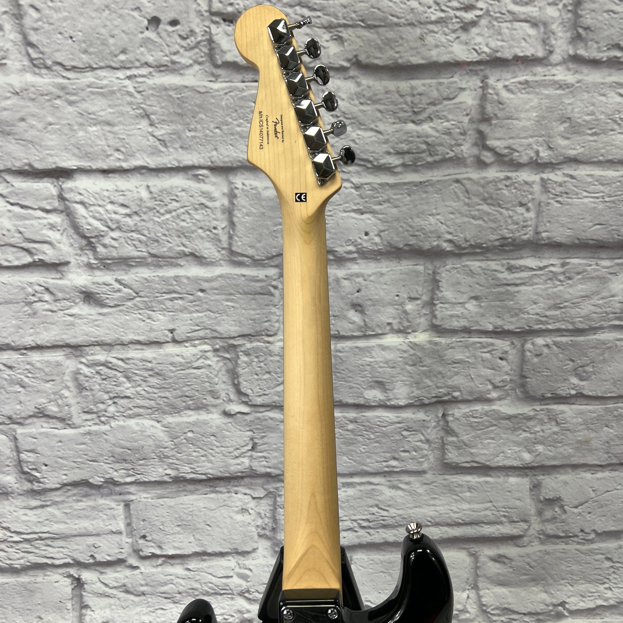 Squier by Fender Affinity Mini Electric Guitar  - 3-Color Sunburst