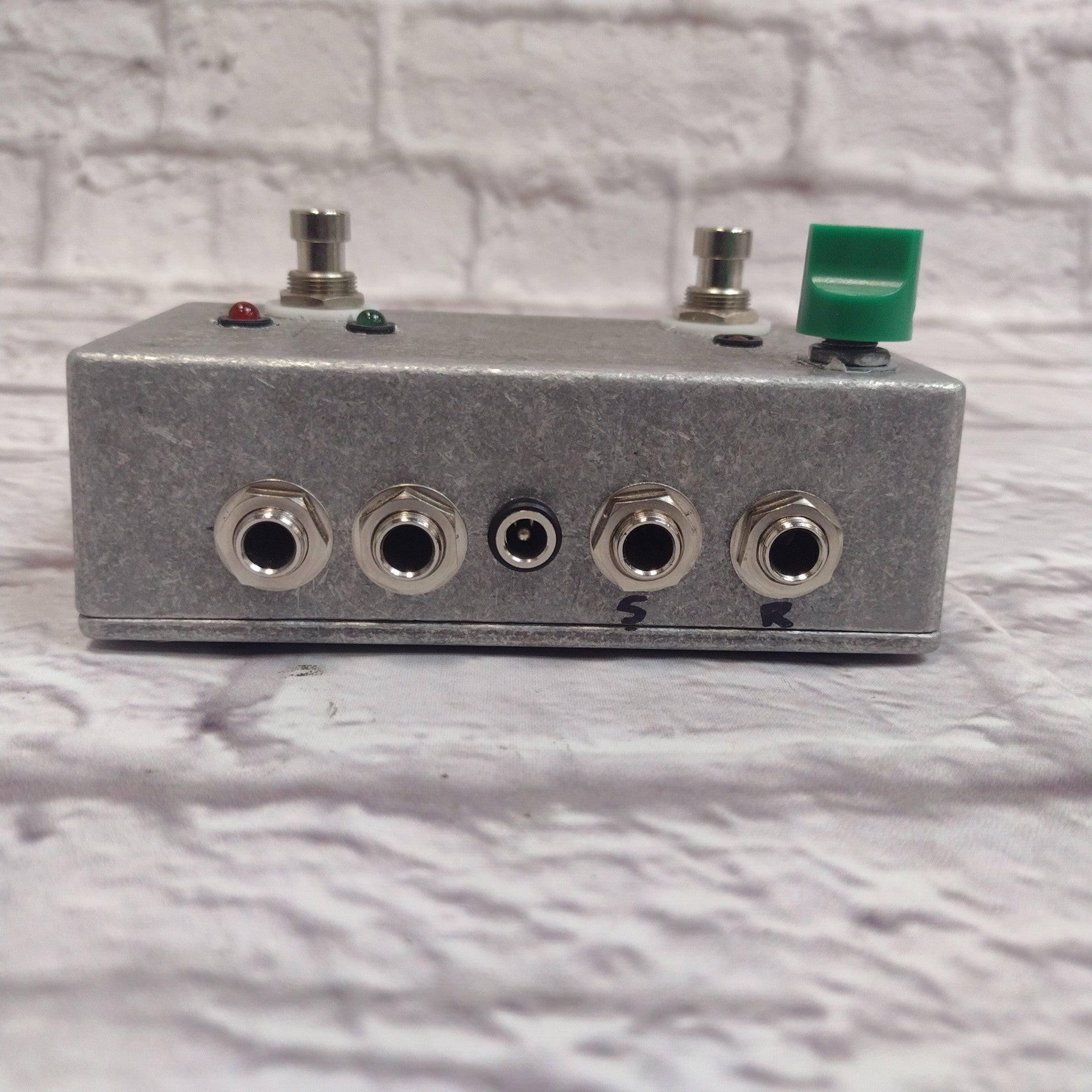 Saturnworks Custom A/B Blender Pedal