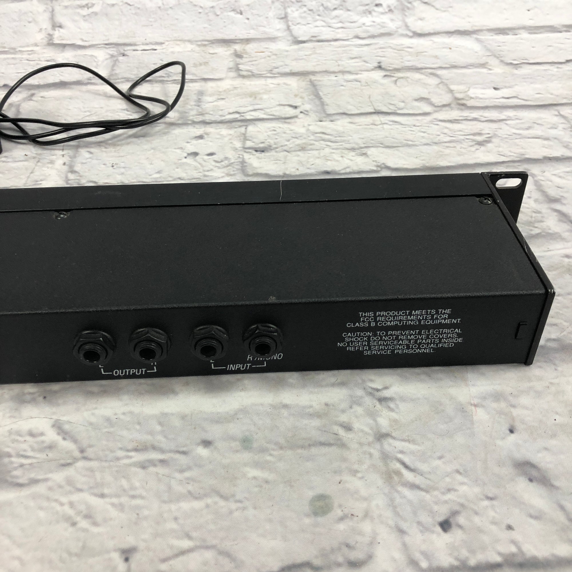 Alesis Microverb III Digital Reverb and Delay Rack Unit w/pwr
