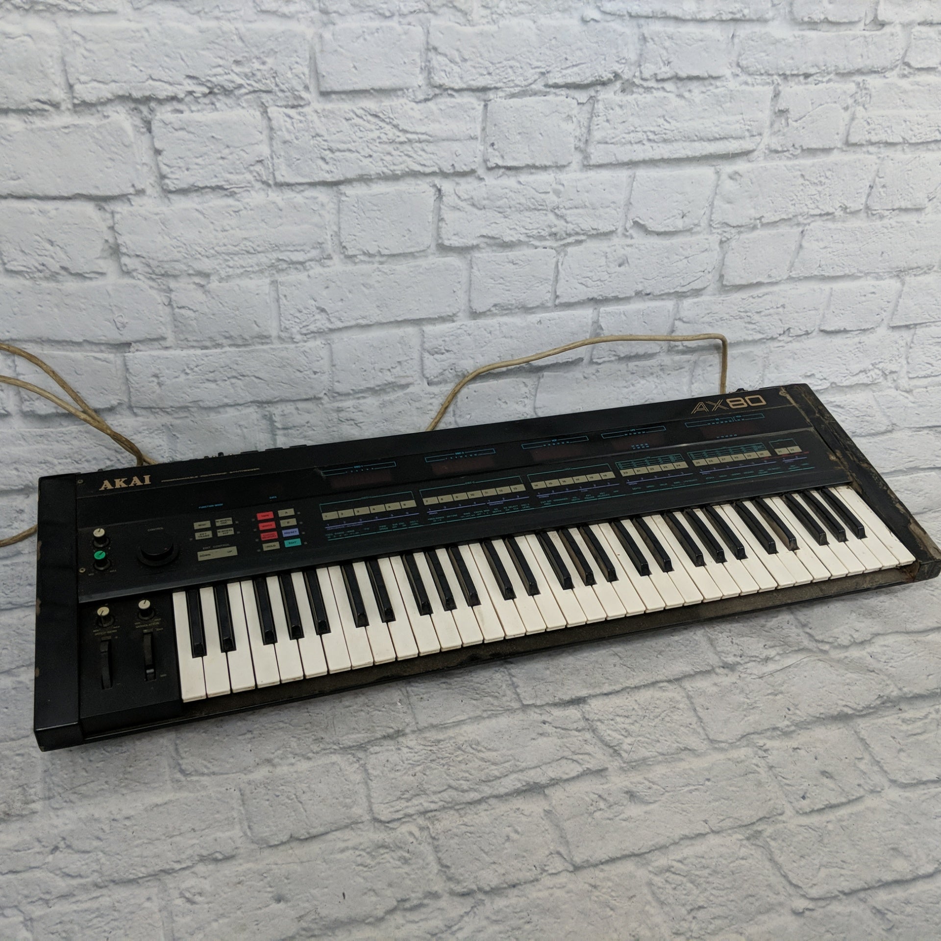 Vintage 1980s Akai AX80 8 Voice Analog Synthesizer Keyboard