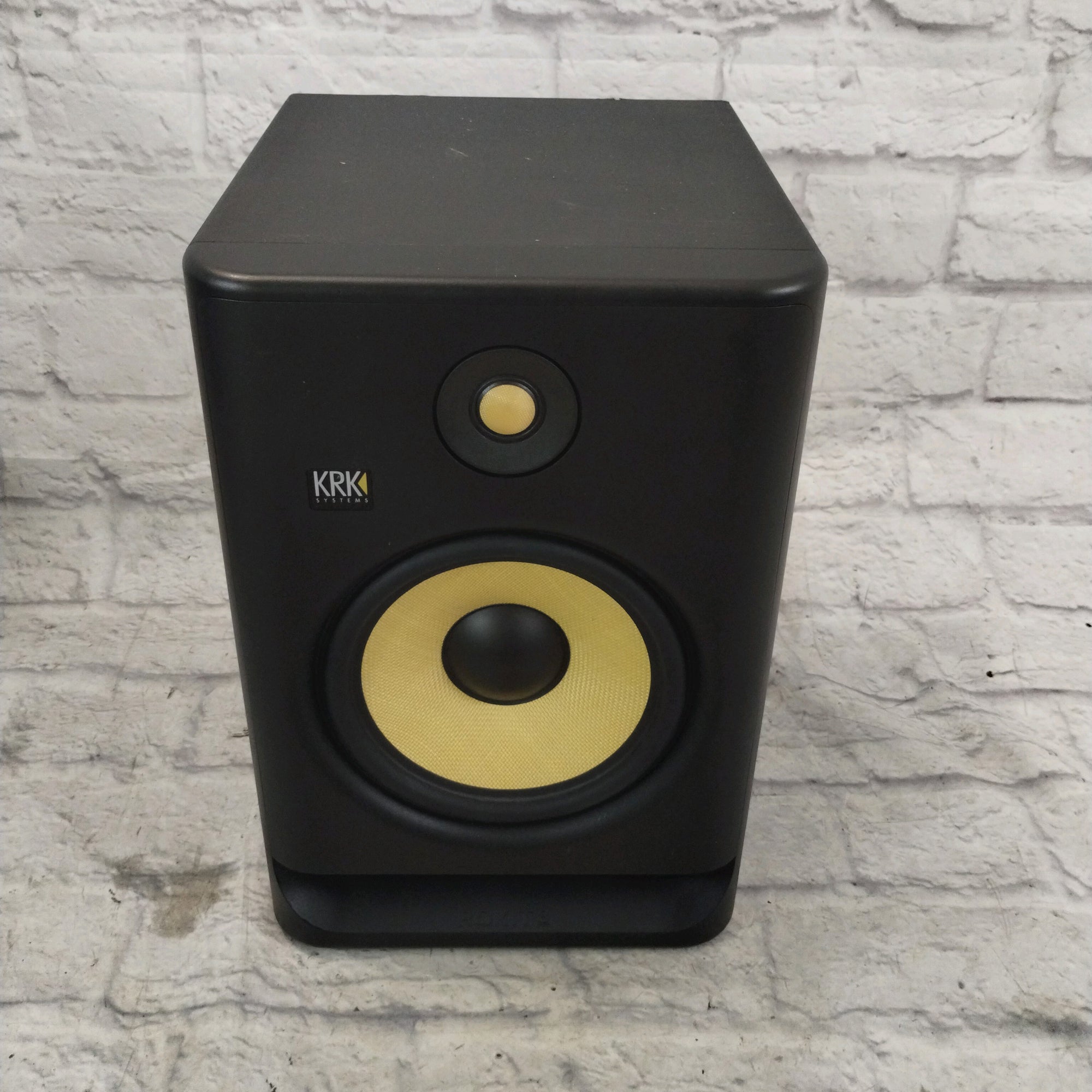 KRK RP-8 Rokit G4 2-Way 8" Active Studio Monitors (Pair) w/ Balanced XLR to 1/4 Cables
