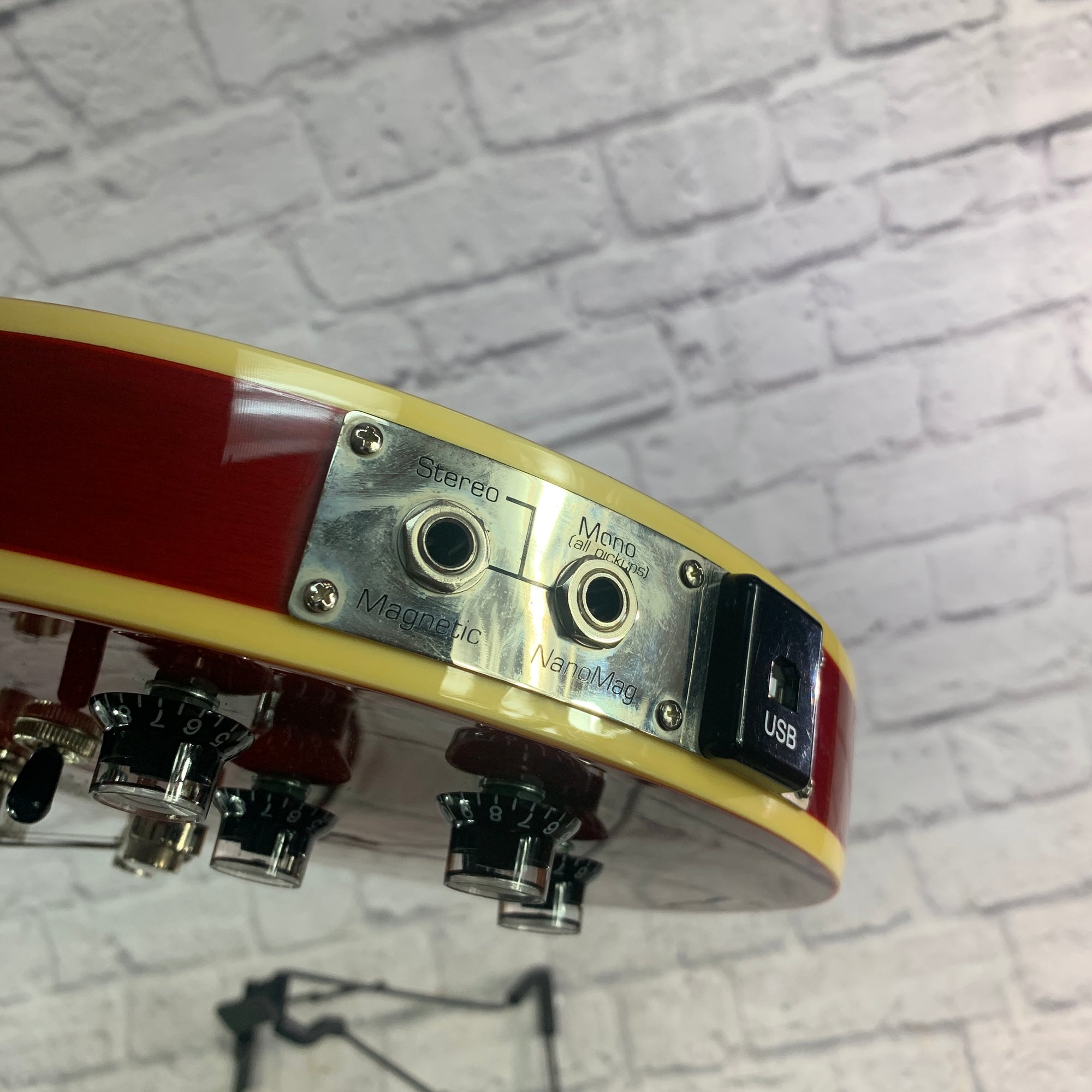 Epiphone Ultra 339 Semi Hollow Electric Guitar RED