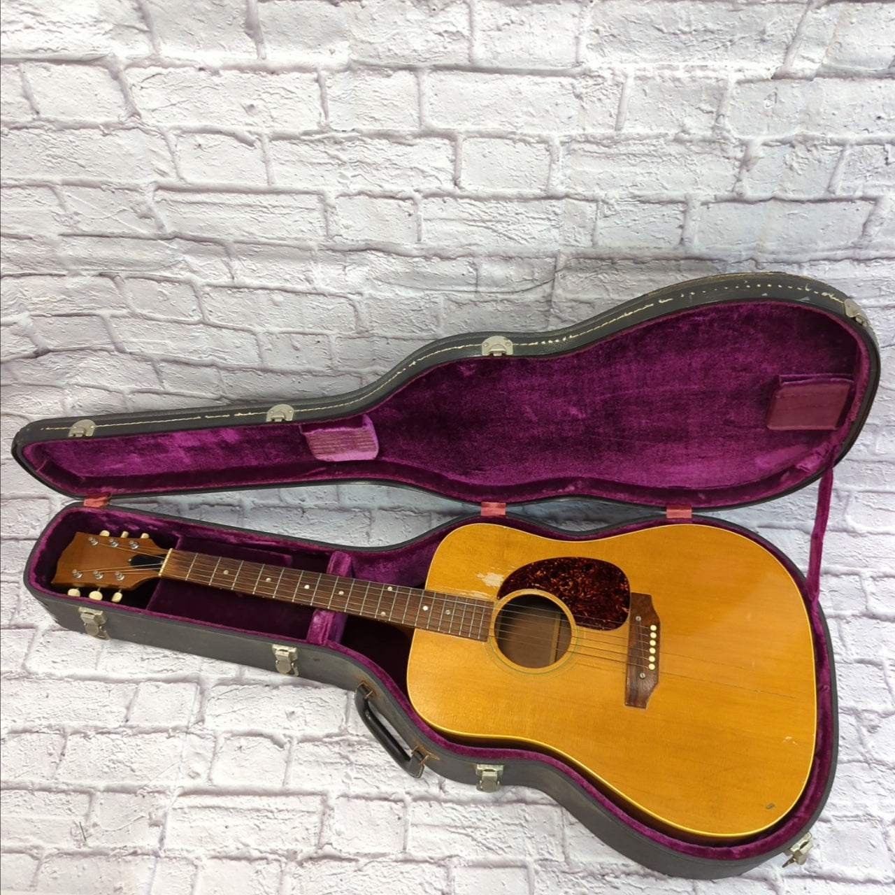 Gibson J50 1970s Acoustic Guitar with Case AS IS