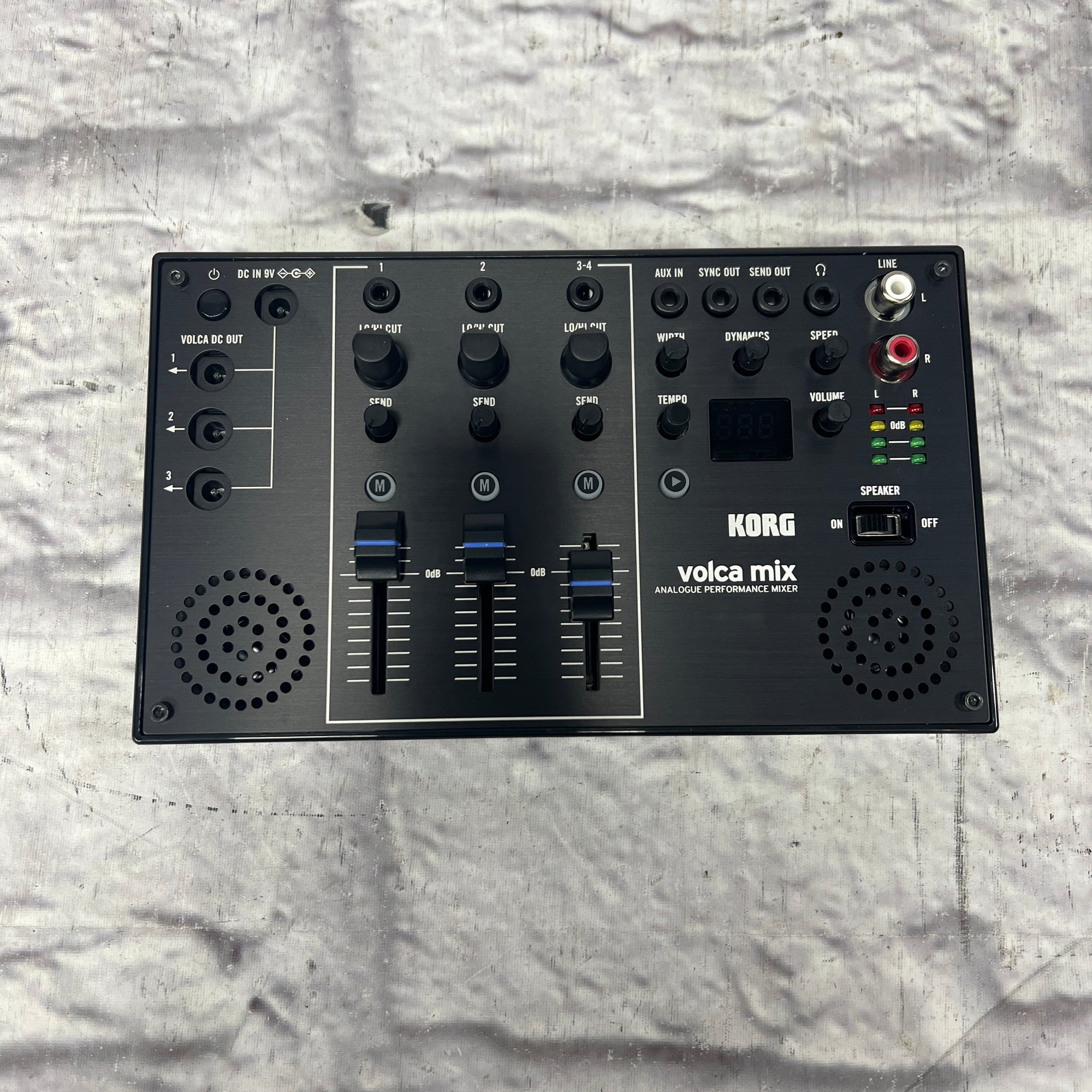 KORG volca mix ミキサー volca mix - ANALOGUE PERFORMANCE MIXER | KORG (USA)