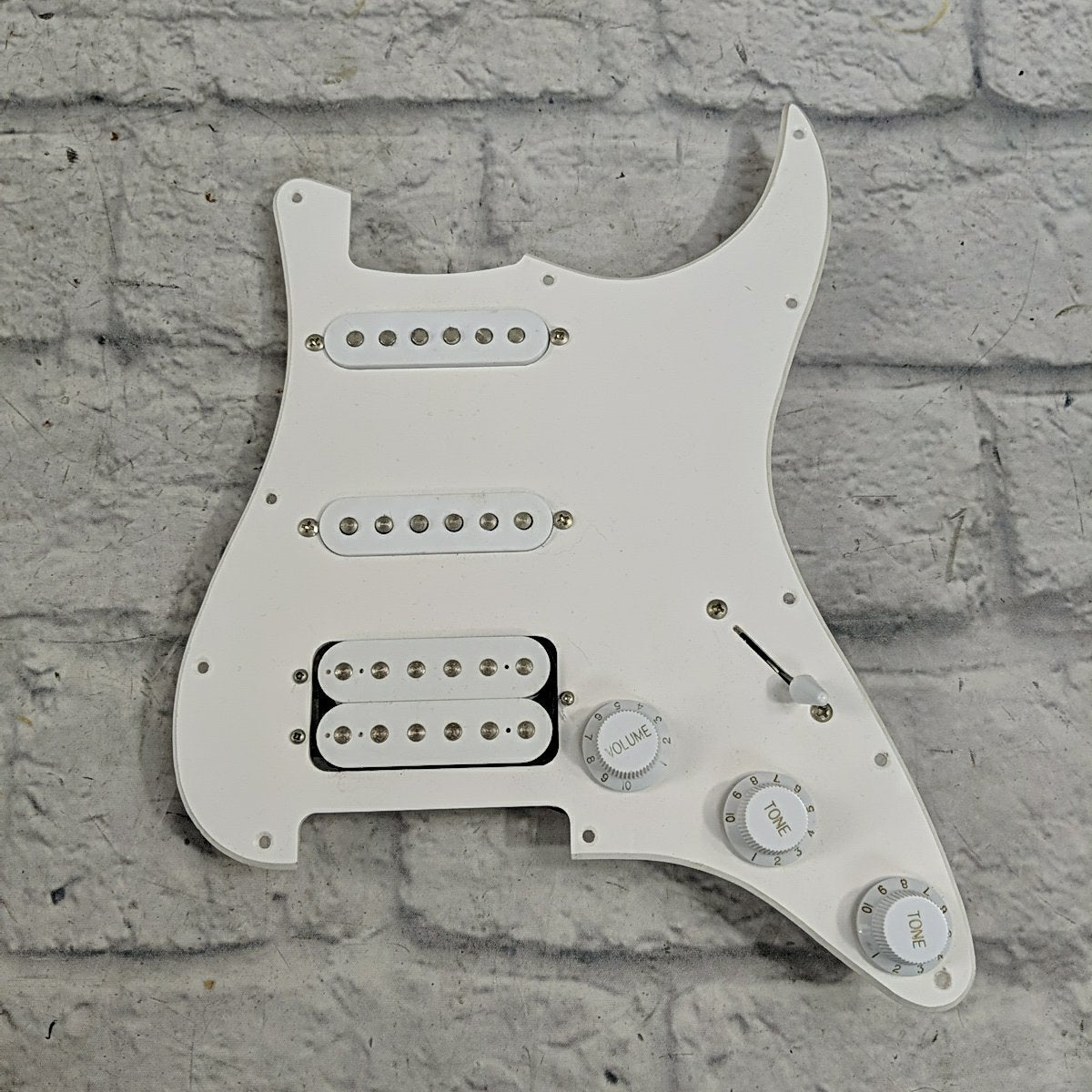 Unknown Loaded Pickguard HSS
