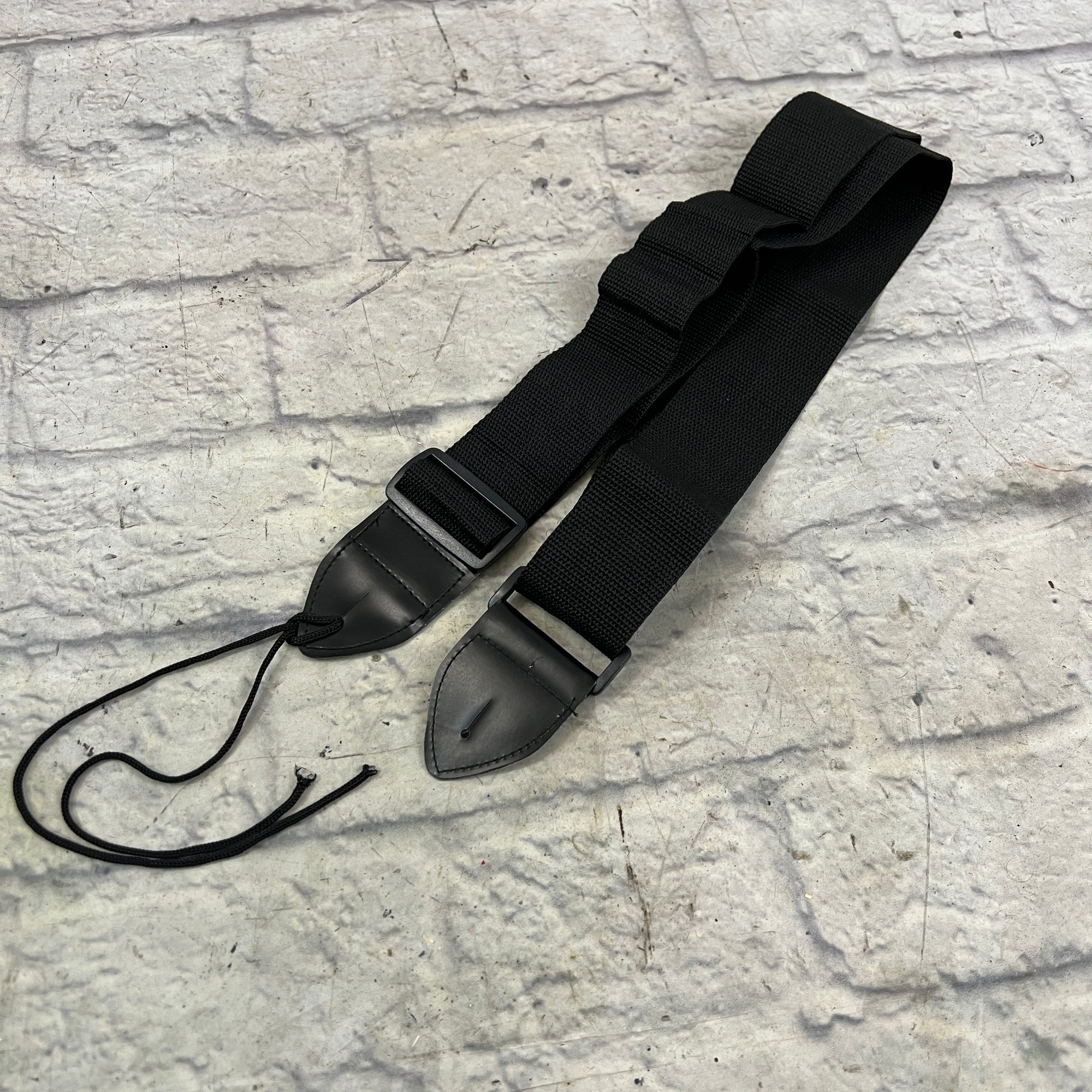 Unknown Black Nylon Guitar Strap