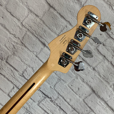 Squier P Bass 4-String Candy Apple Red