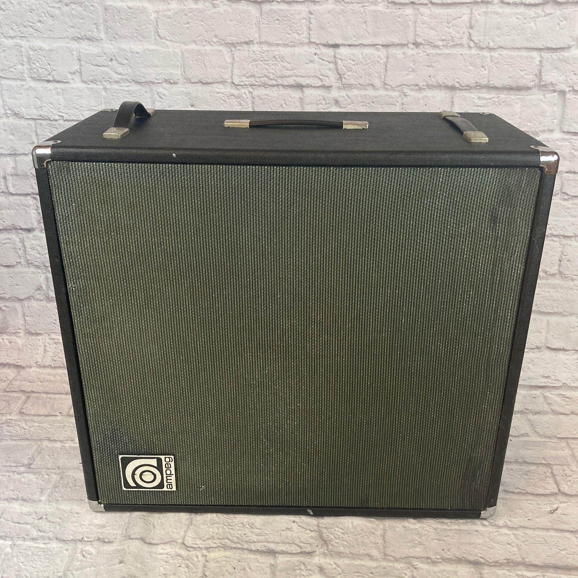Vintage 70s Ampeg SPV400 0101 Bass Cab