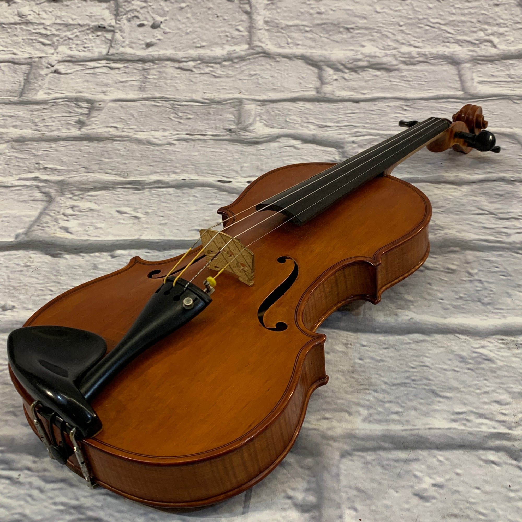 Carlo Testore me fecit Cremona del Anno Violin w/ Case