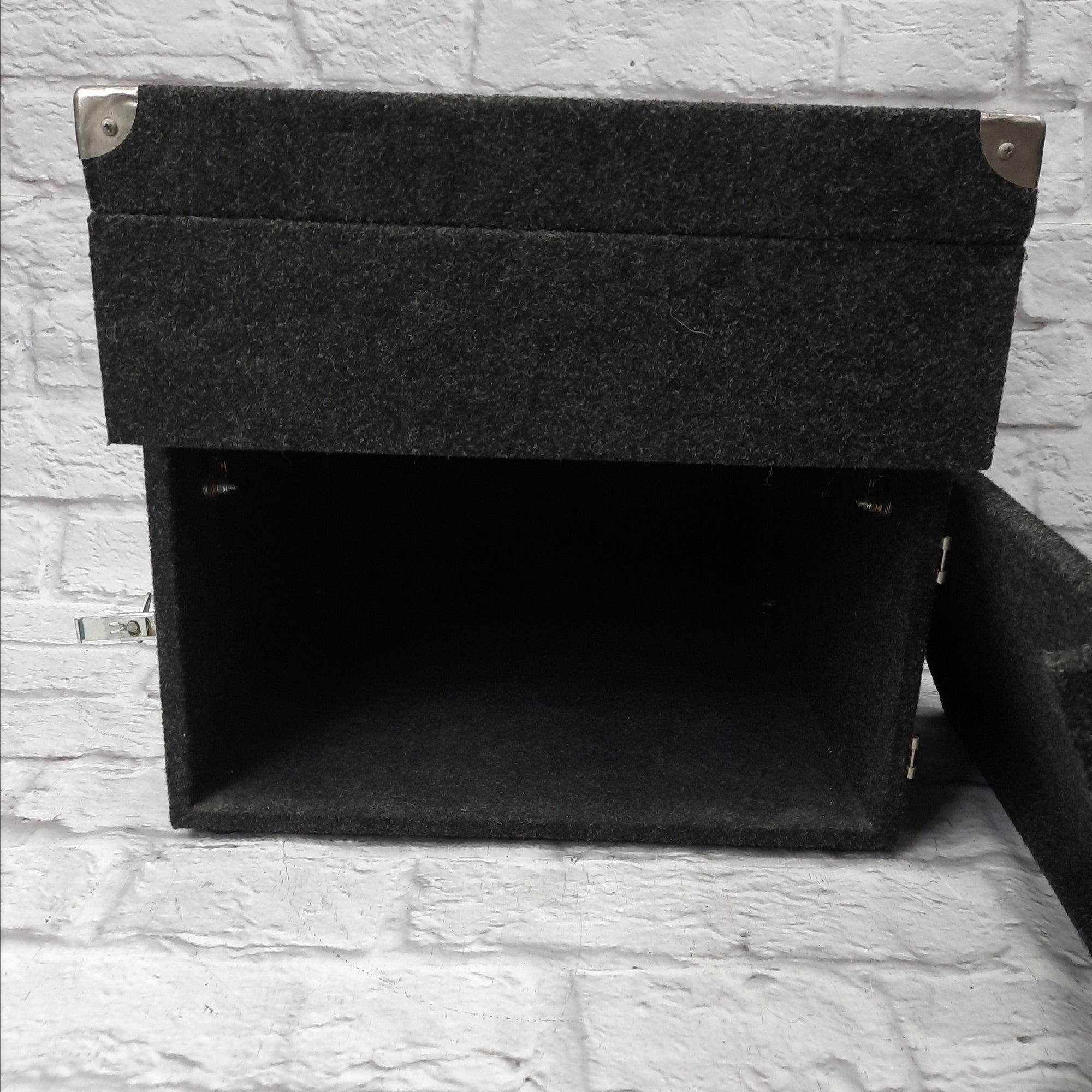 Raxxess Top Mixer Bottom 6U Rack Mount Rack Case