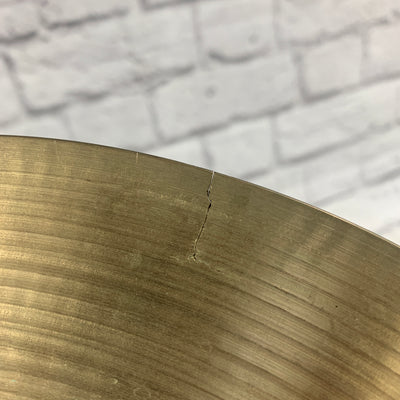 Zildjian 14 New Beat Hi Hat Cymbal Pair - Top is Cracked