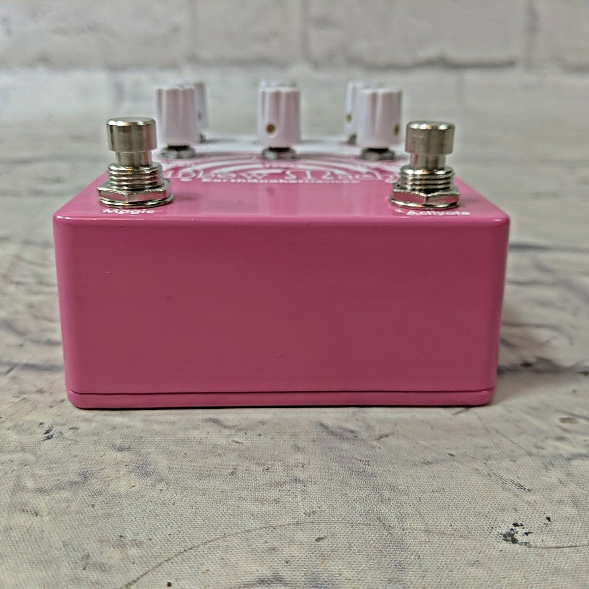EarthQuaker Devices Rainbow Machine Polyphonic Pitch Shifting Modulator Pedal V2