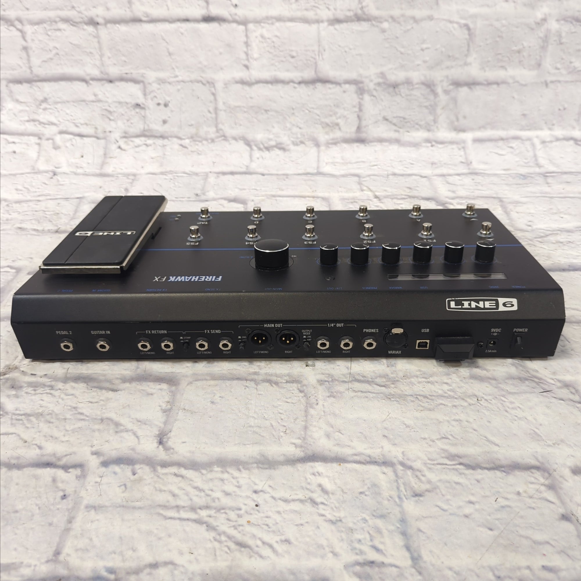 Line 6 Firehawk FX Multieffects Pedal Evolution Music line-6-firehawk-fx-multieffects-pedal-evolution-music
