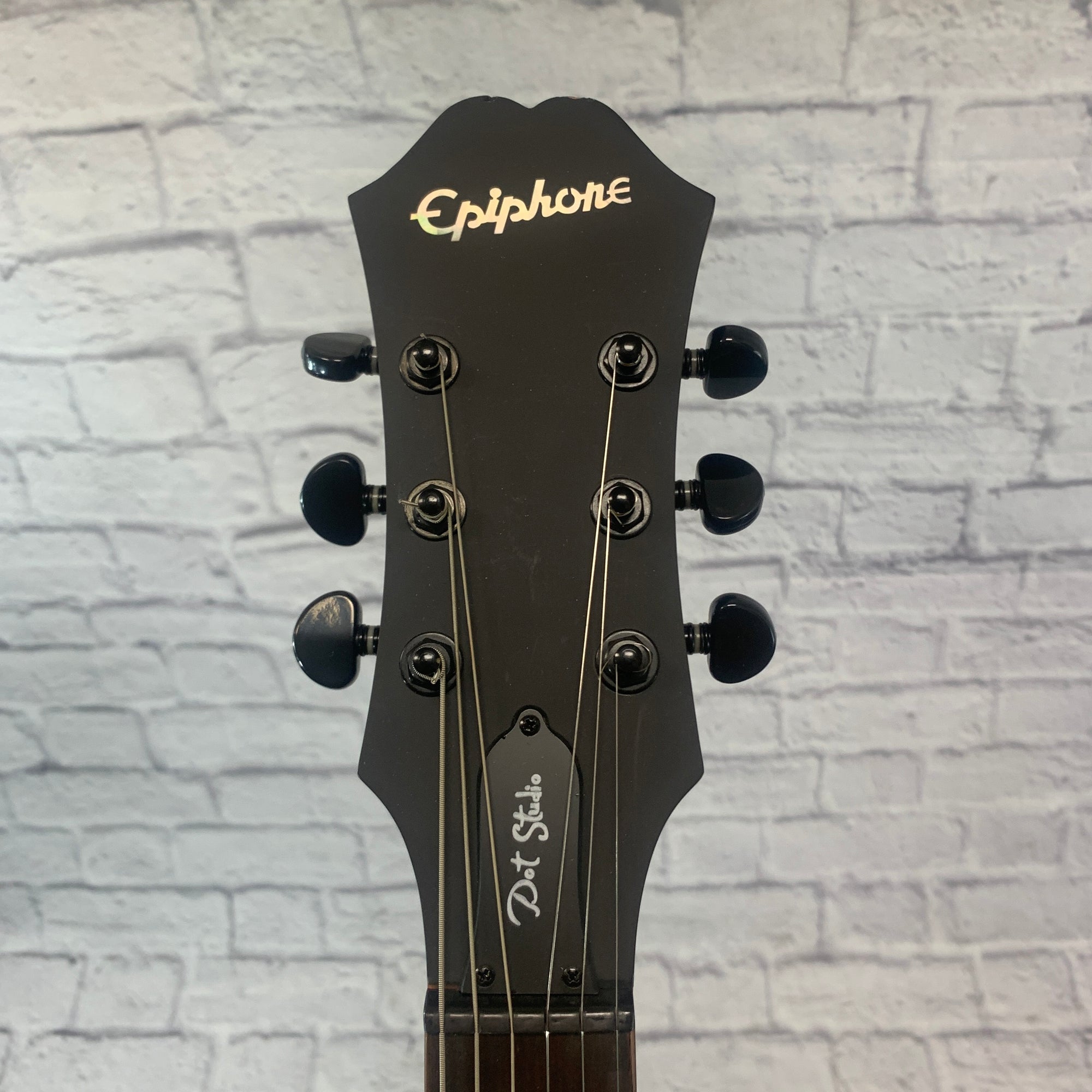 Epiphone Dot Studio Worn Cherry w/ OHSC