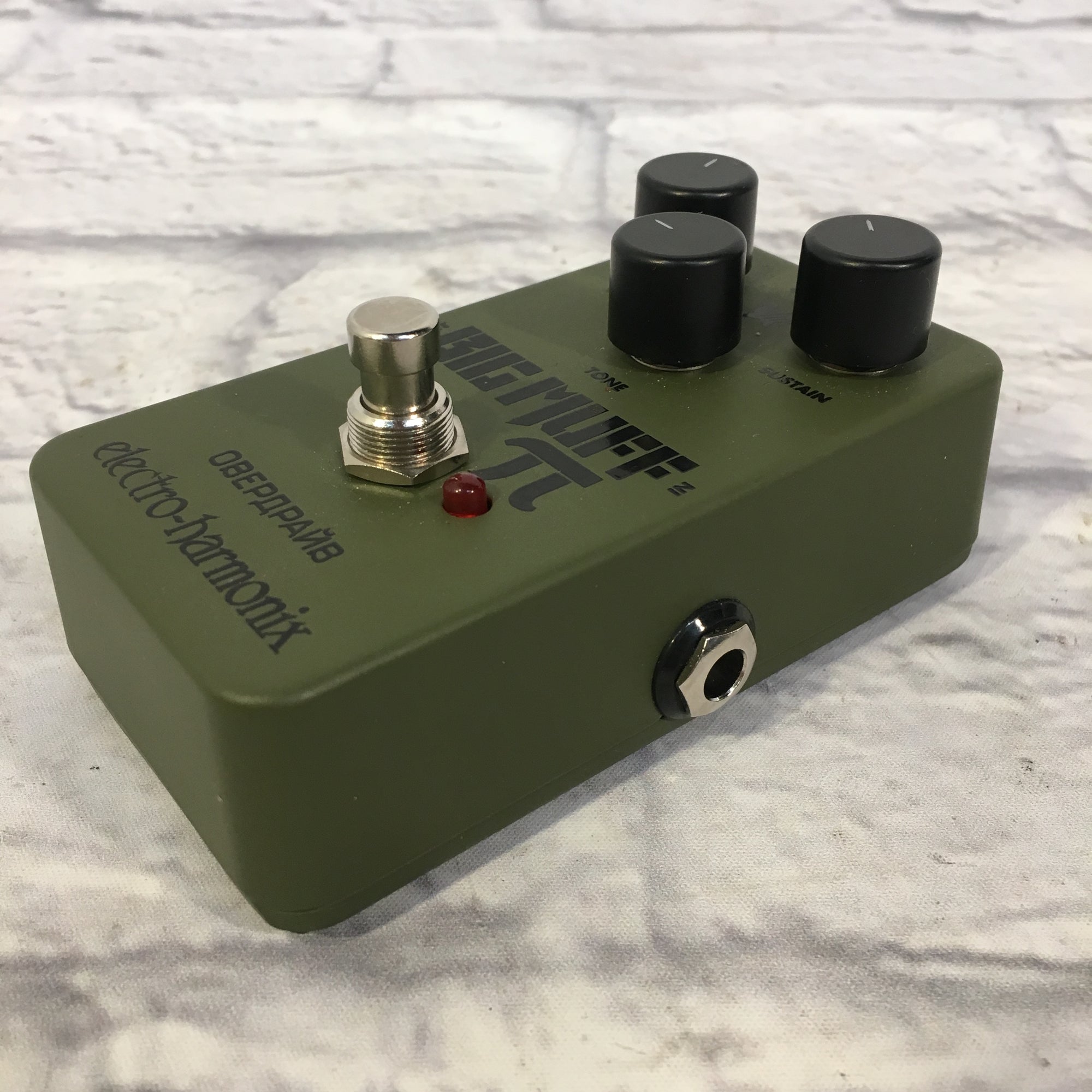 Electro-Harmonix Green Russian Big Muff Pi Reissue - Evolution Music
