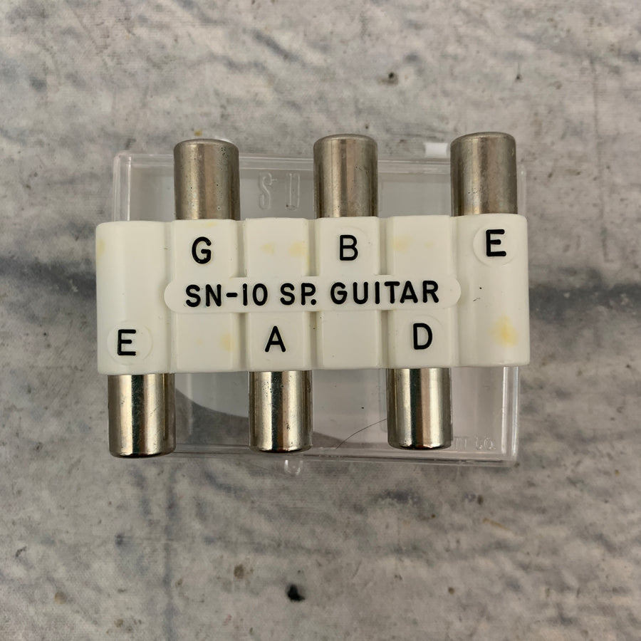 Wm Kratt Co. SN-10 Guitar Tuner Pitch Pipe