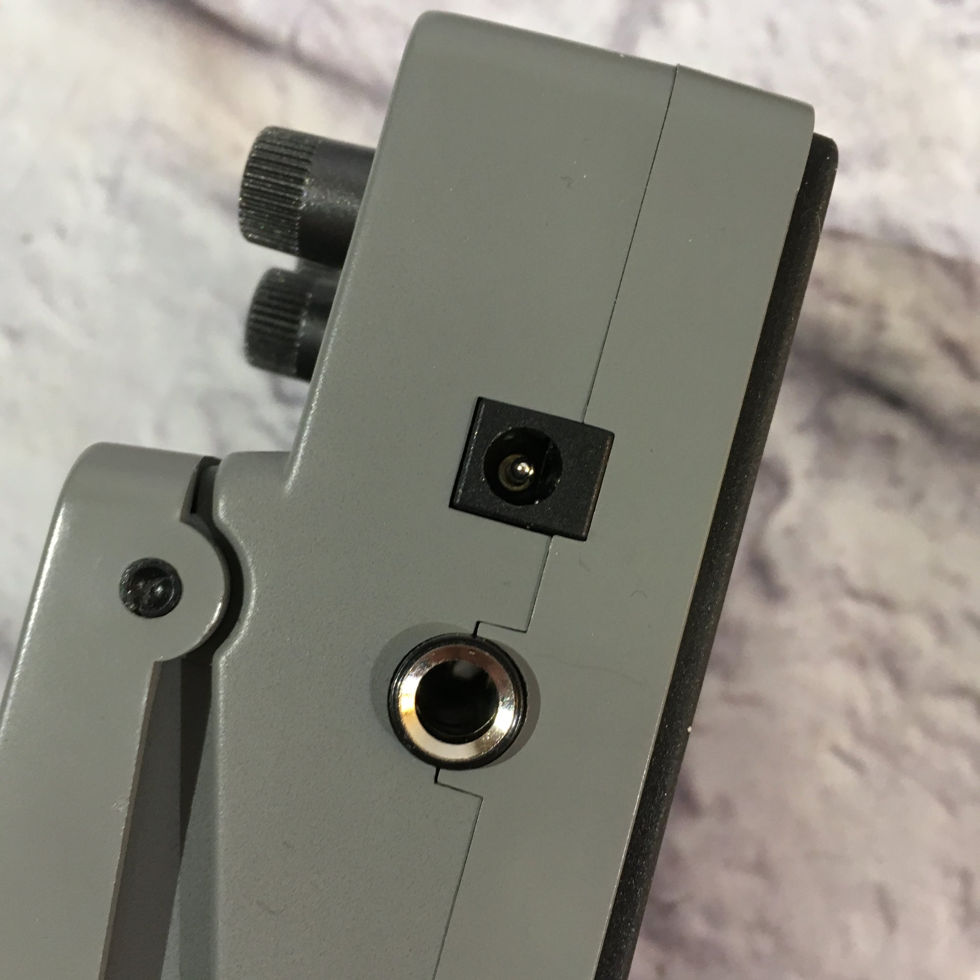 Behringer VD400 Vintage Delay Pedal