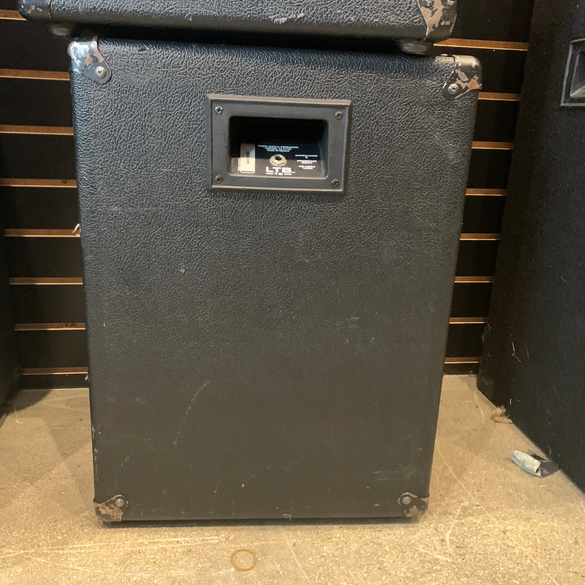 Fender LTB-12 Pair 12" 200W 8ohm