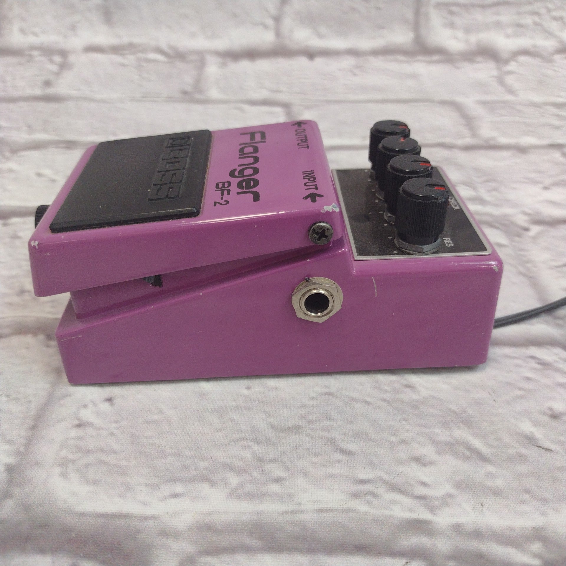 Boss BF-2 Flanger Pedal Missing Bottom Plate