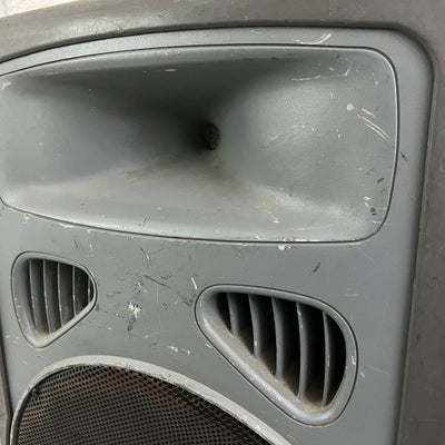 JBL EON15P Powered 15" Speaker