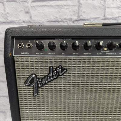 Fender Ultimate Chorus 2x12 Guitar Combo Amp