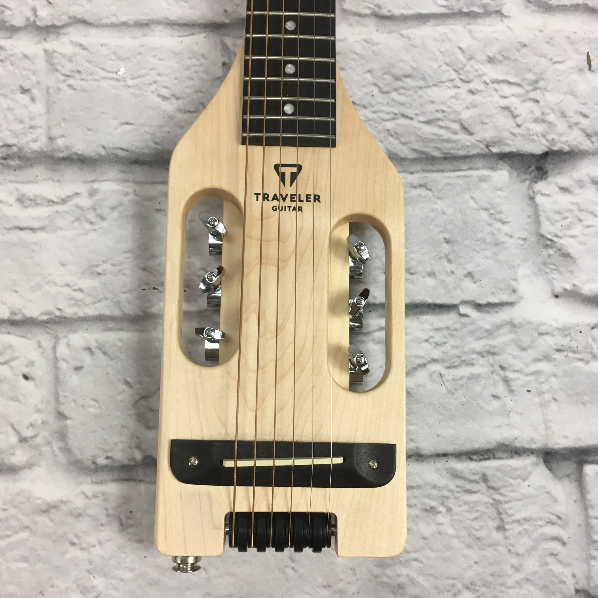 Traveler Ultra-light Natural Acoustic Electric Guitar