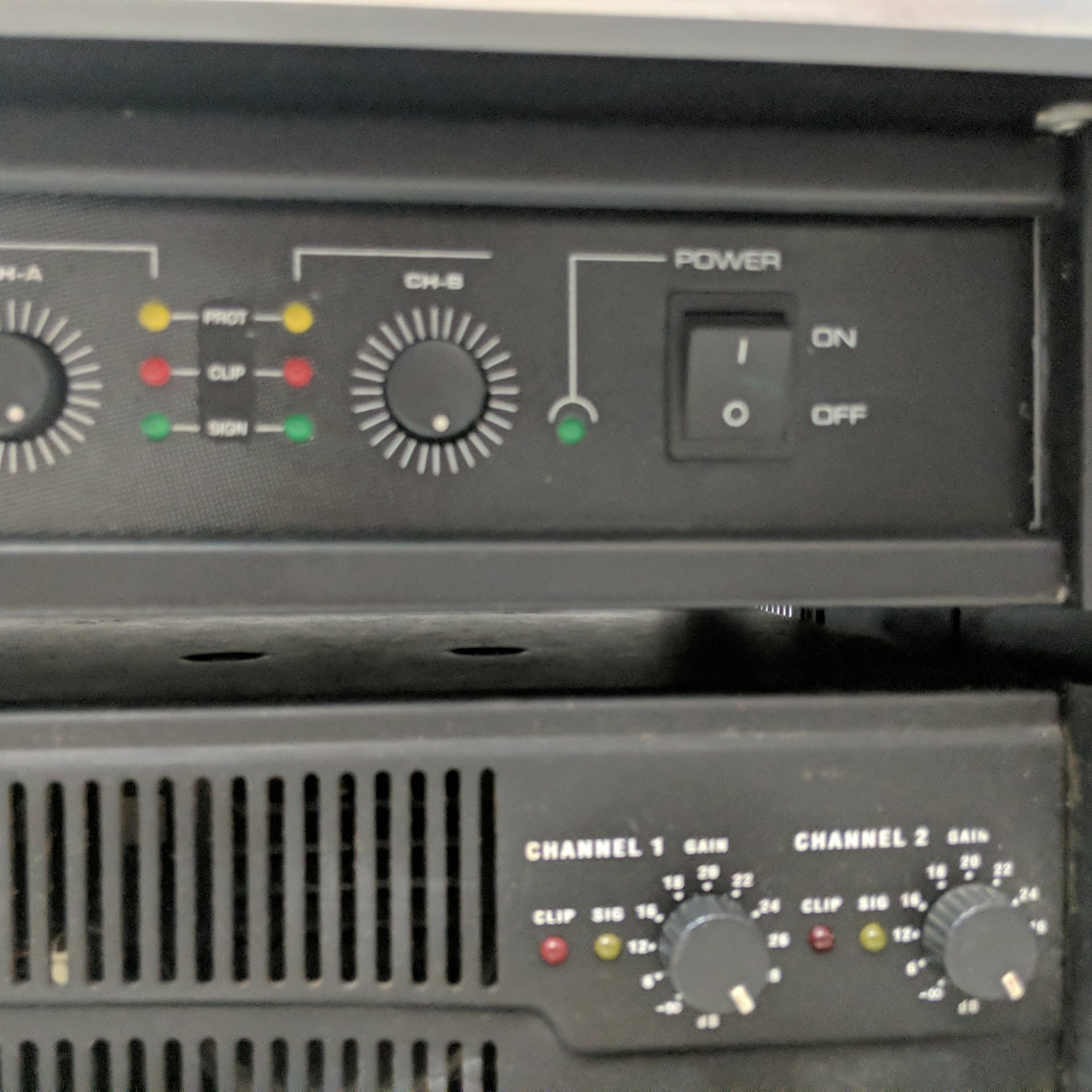 Gemini GXA1600 GXA-1600 Professional Power Amplifier