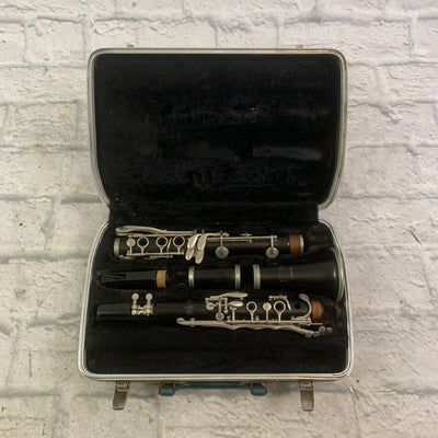 Selmer Bundy Bb Clarinet w/ Case