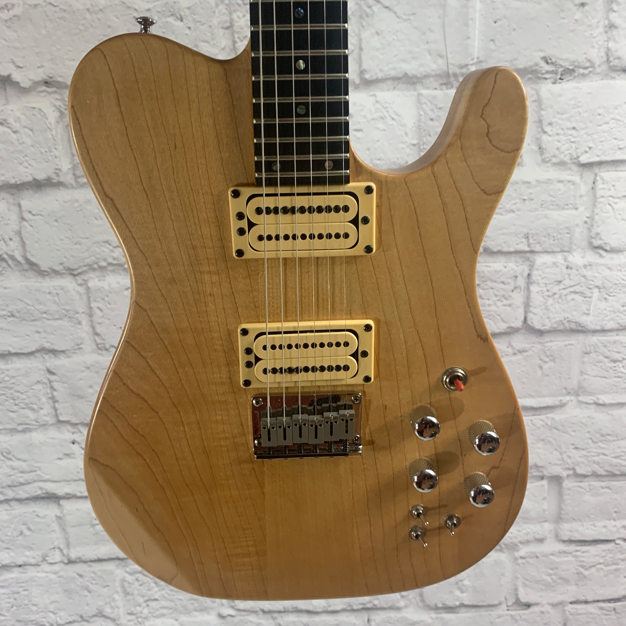 Carvin TL60 2001 Piezo Equipped Electric Guitar - Natural with Case