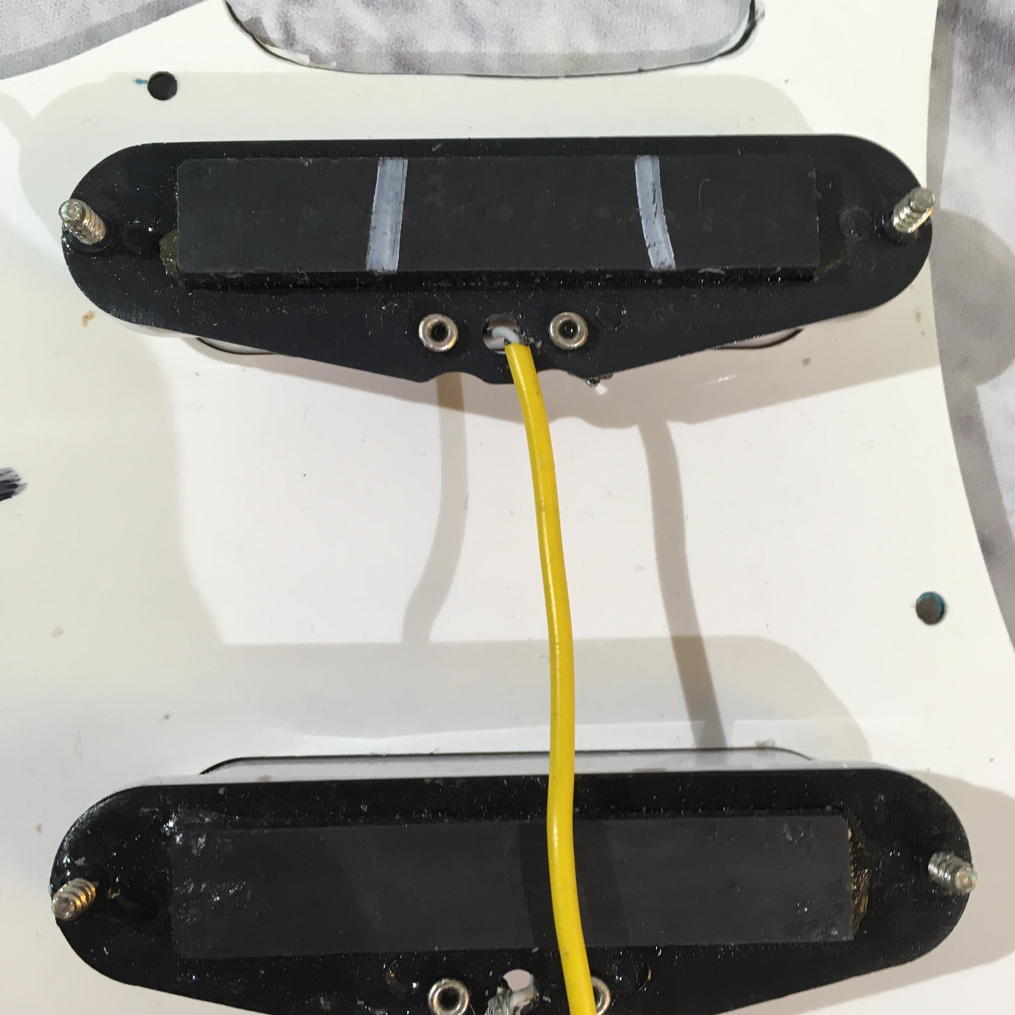 Unknown Loaded Stratocaster Pickguard White 3 Single Coil