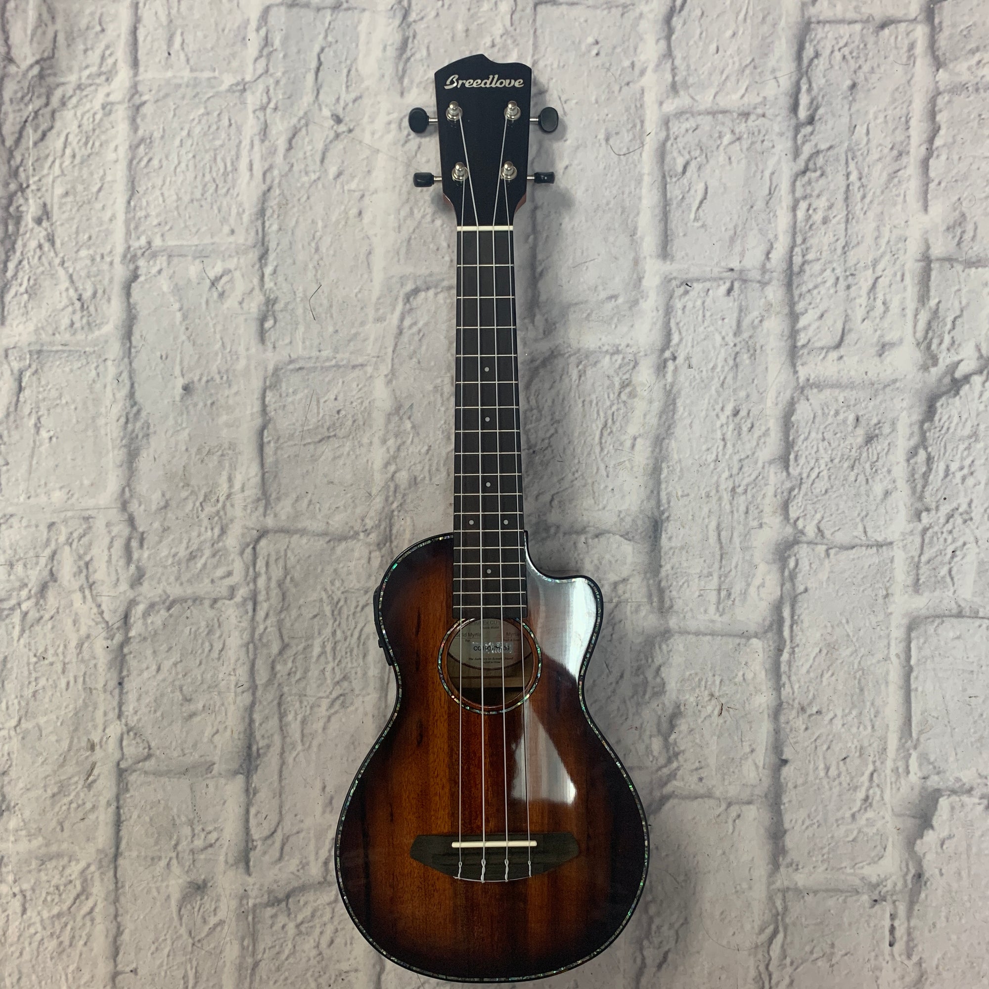 Breedlove Ex Cu Ce Bo Concert Ukuele