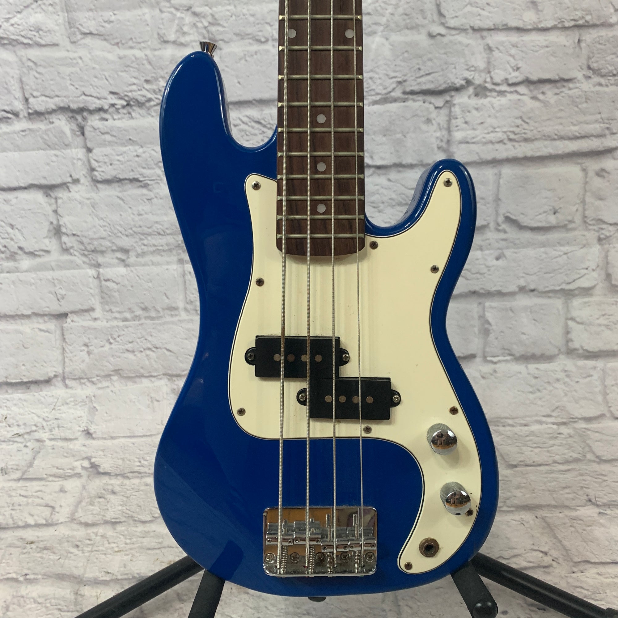 Unknown Junior Blue 26" Short Scale Bass