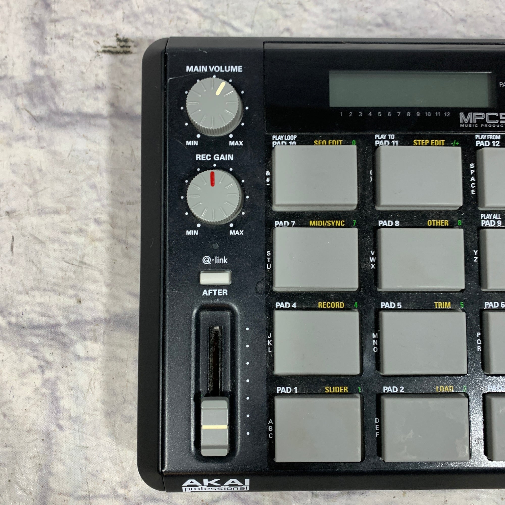 DTM・DAW AKAI MPC 500 Akai Professional MPC500 | Sweetwater