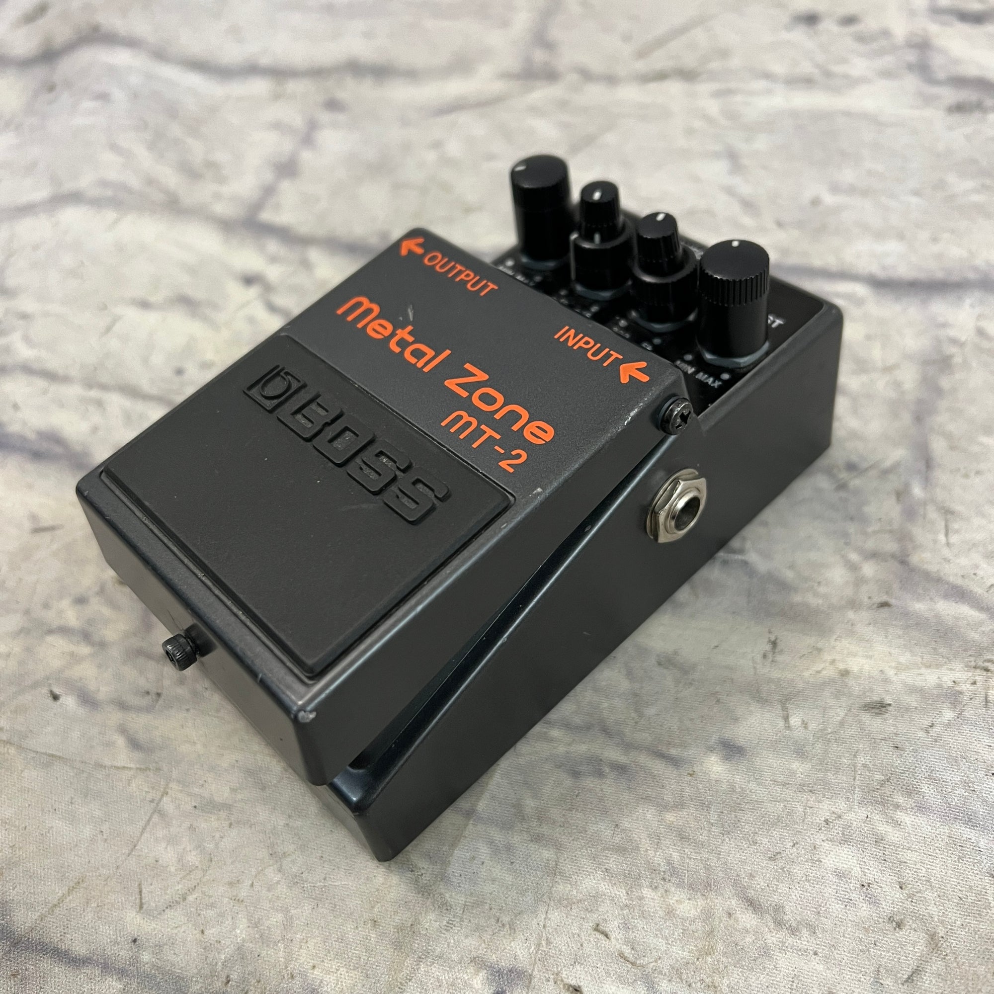Boss MT-2 Distortion Pedal