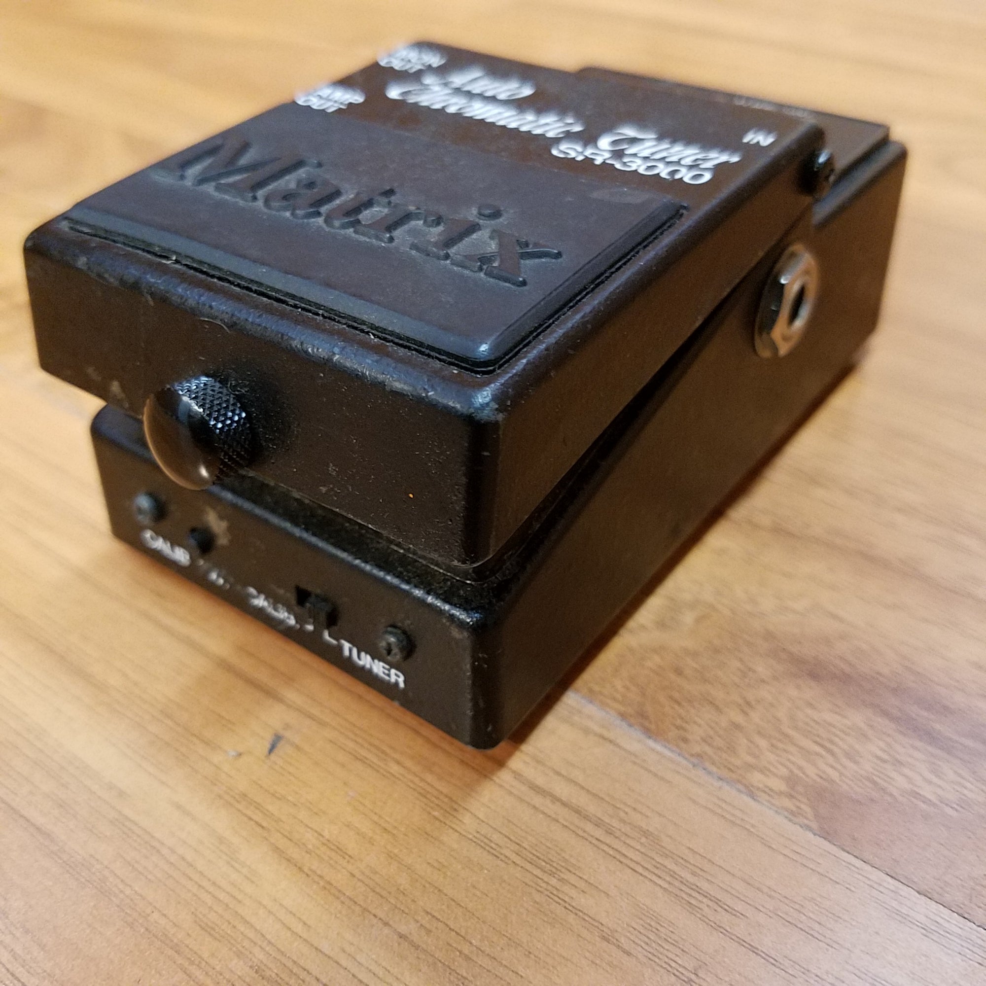 Auto Chromatic Tuner SR-300 Matrix Pedal
