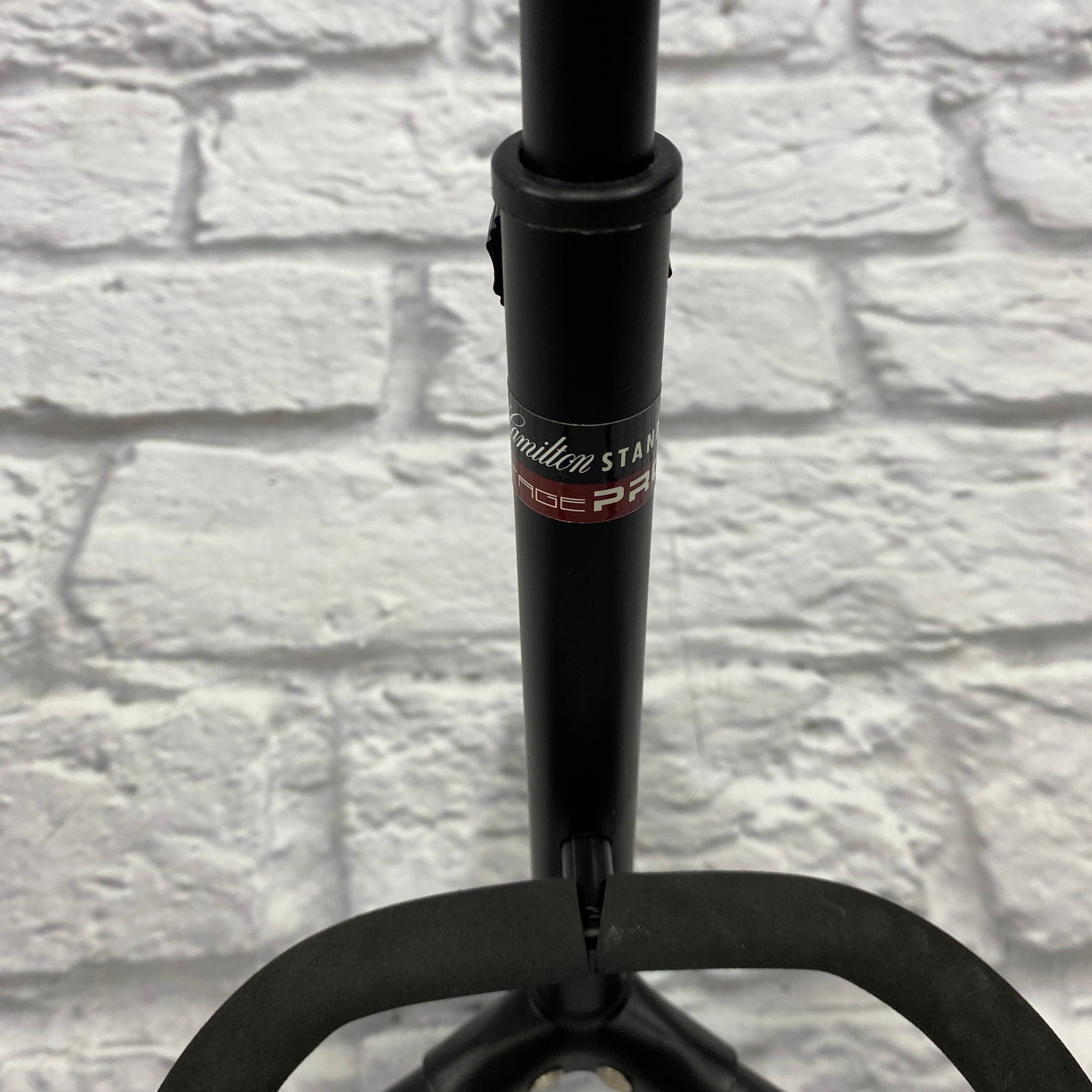 Hamilton Pro Guitar Stand