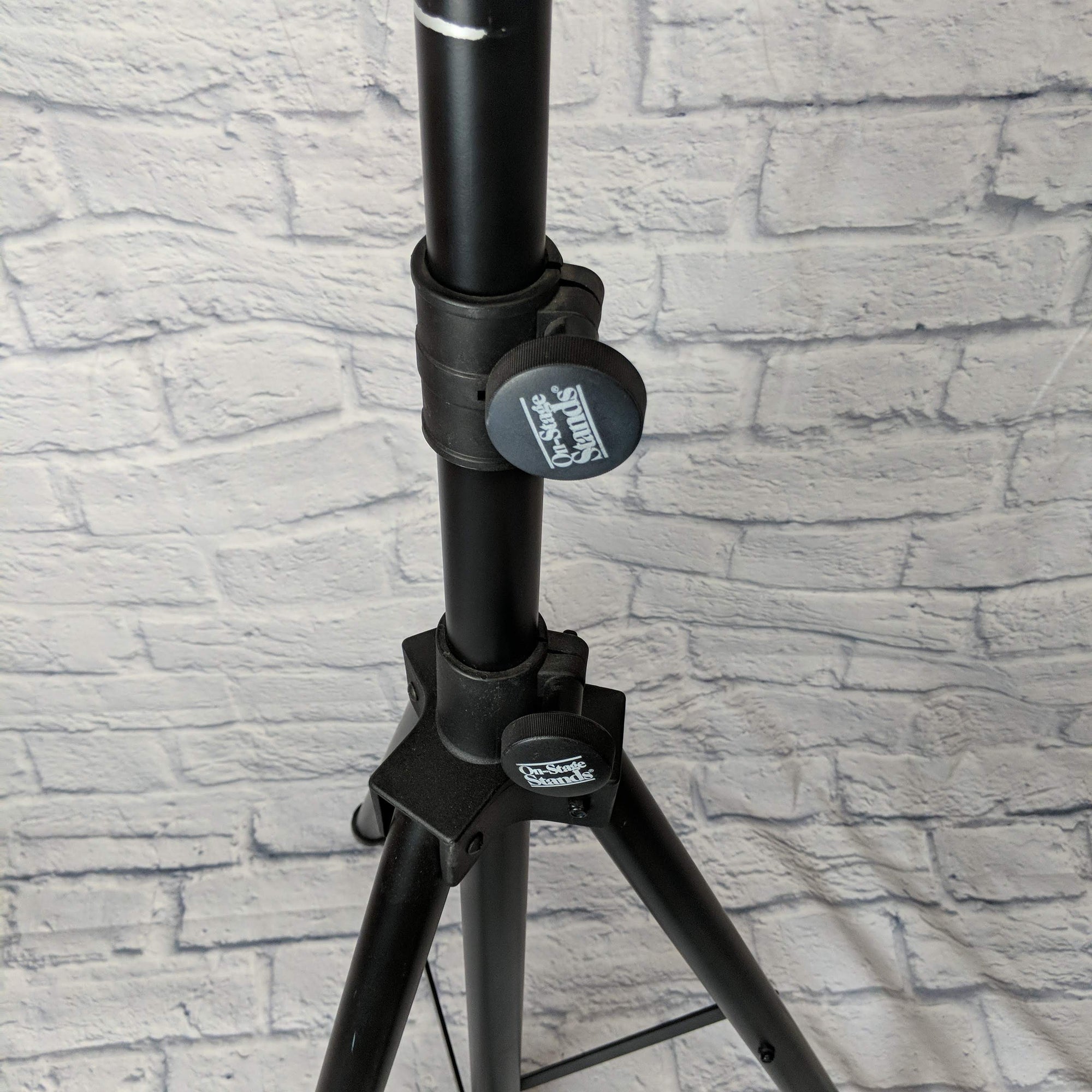 On Stage Stands SS7761B tripod Speaker stand