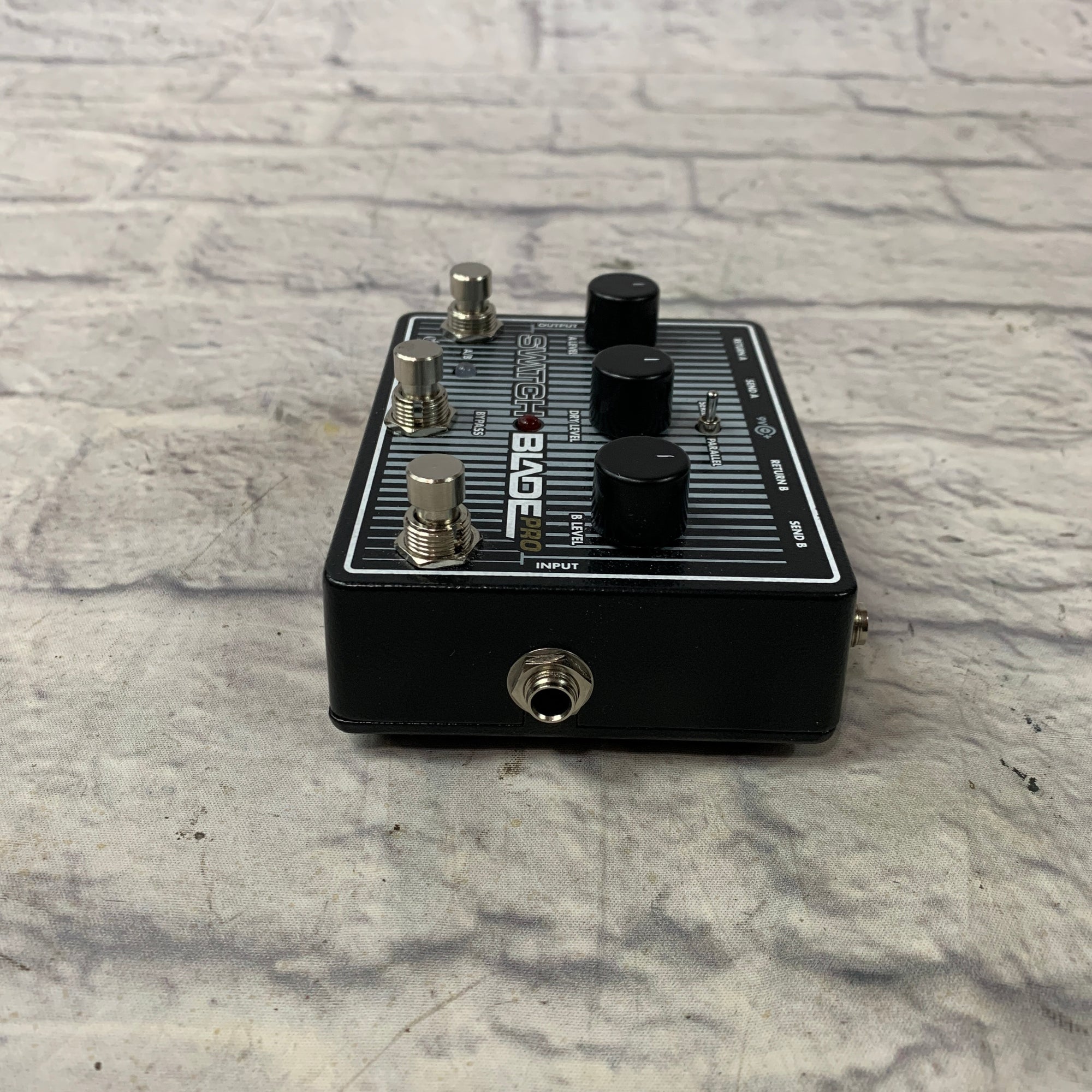 Electro-Harmonix Switch Blade Pro Switching Station Footswitch