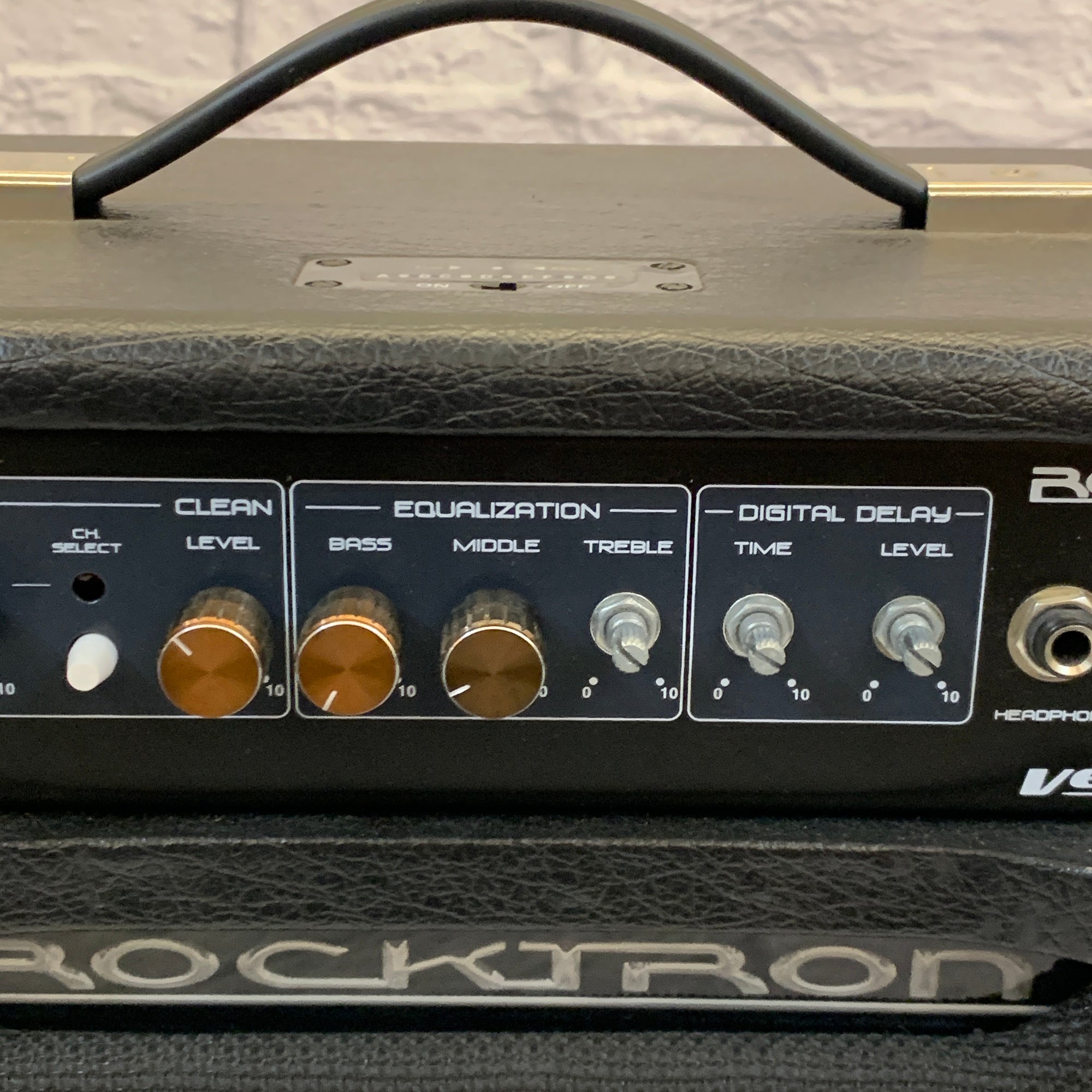 Rocktron Velocity V30D Guitar Combo Amplifier - For Parts