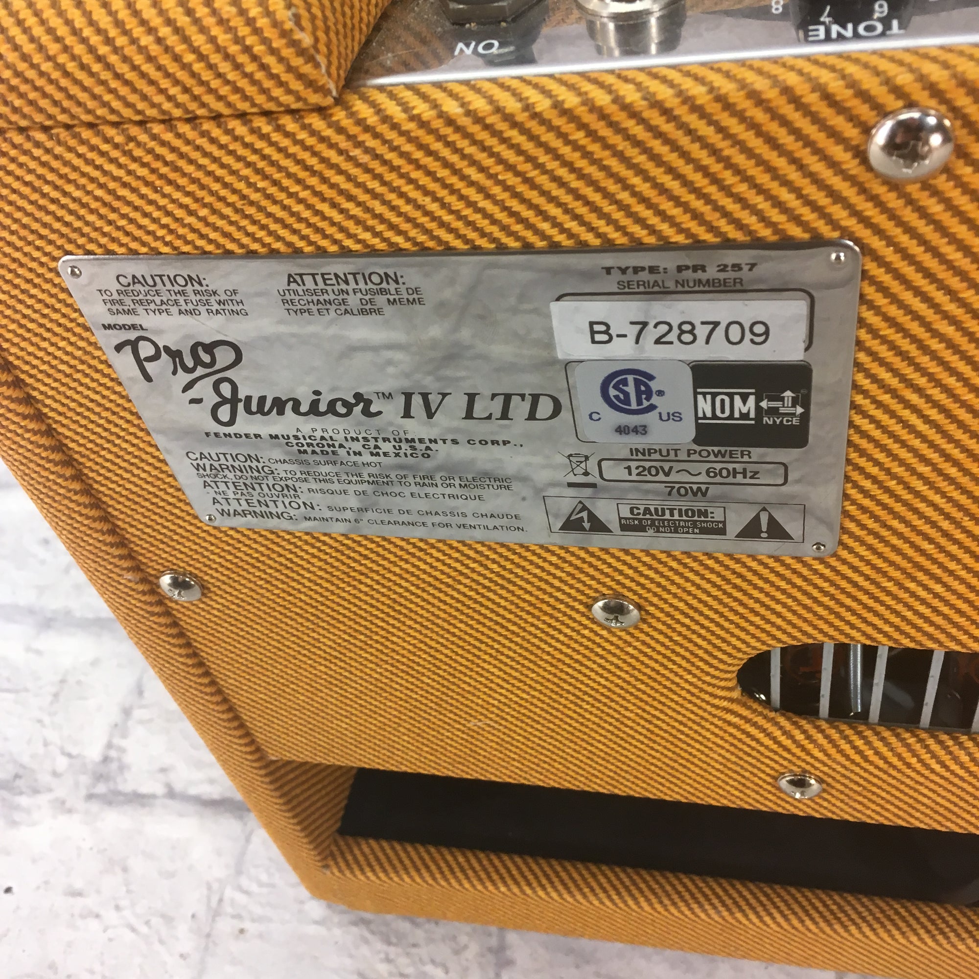 Fender Pro Junior IV 15-Watt 1x10" Guitar Combo Tube Amp