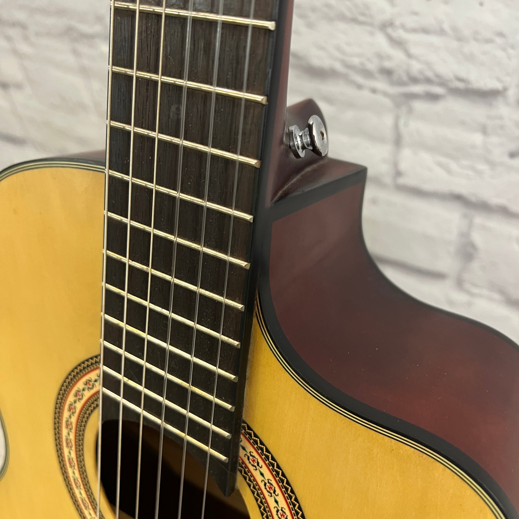 Luciada LG-RQ1 Classical Acoustic Guitar