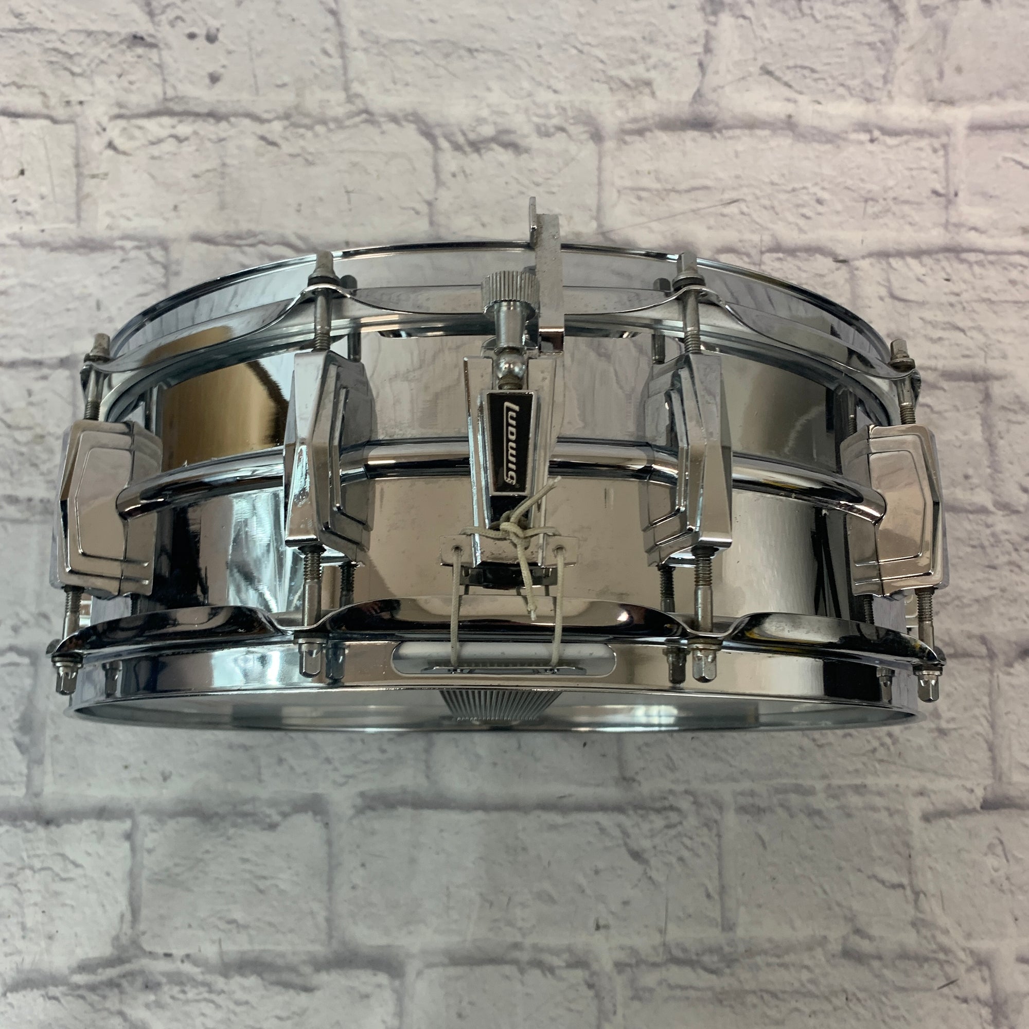 Ludwig 14x5.5 Supraphonic Chrome over Aluminum Snare