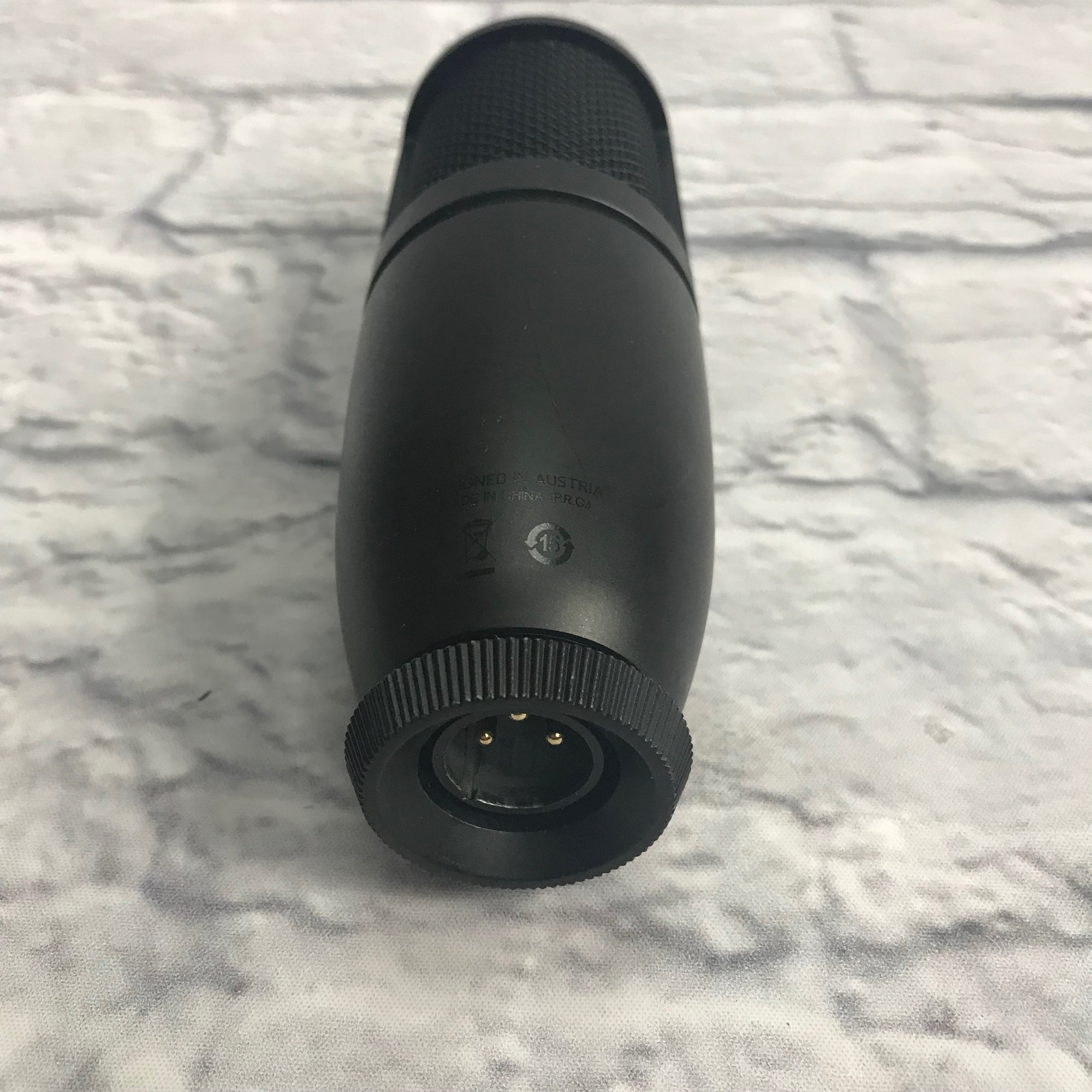 AKG P120 Condenser Microphone with Case & Mount - Evolution
