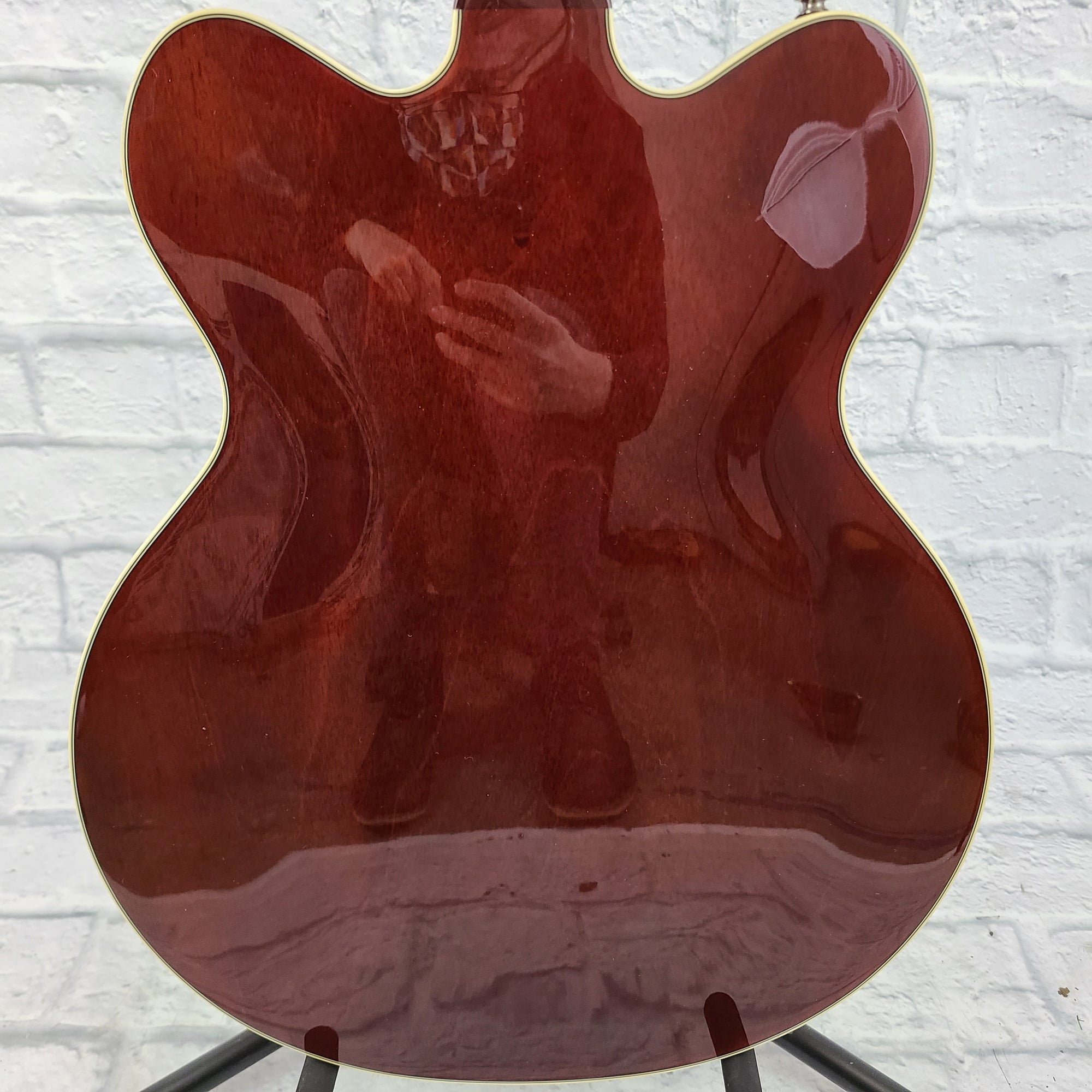 Gretsch G2622 Streamliner Center Block - Walnut Stain